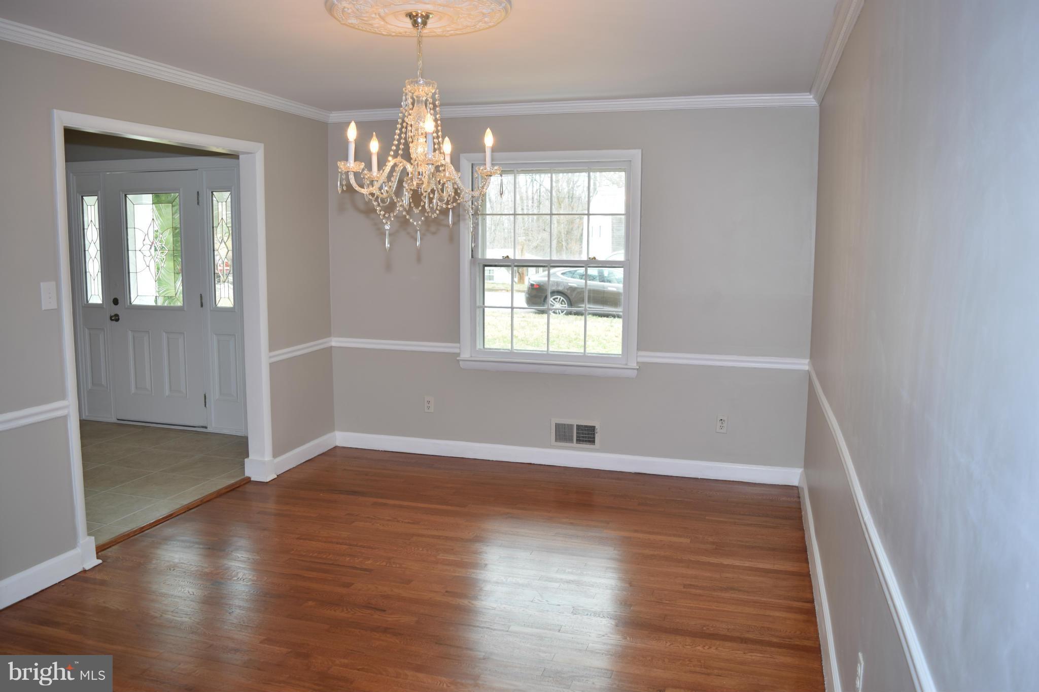 SURREY SQUARE - Residential