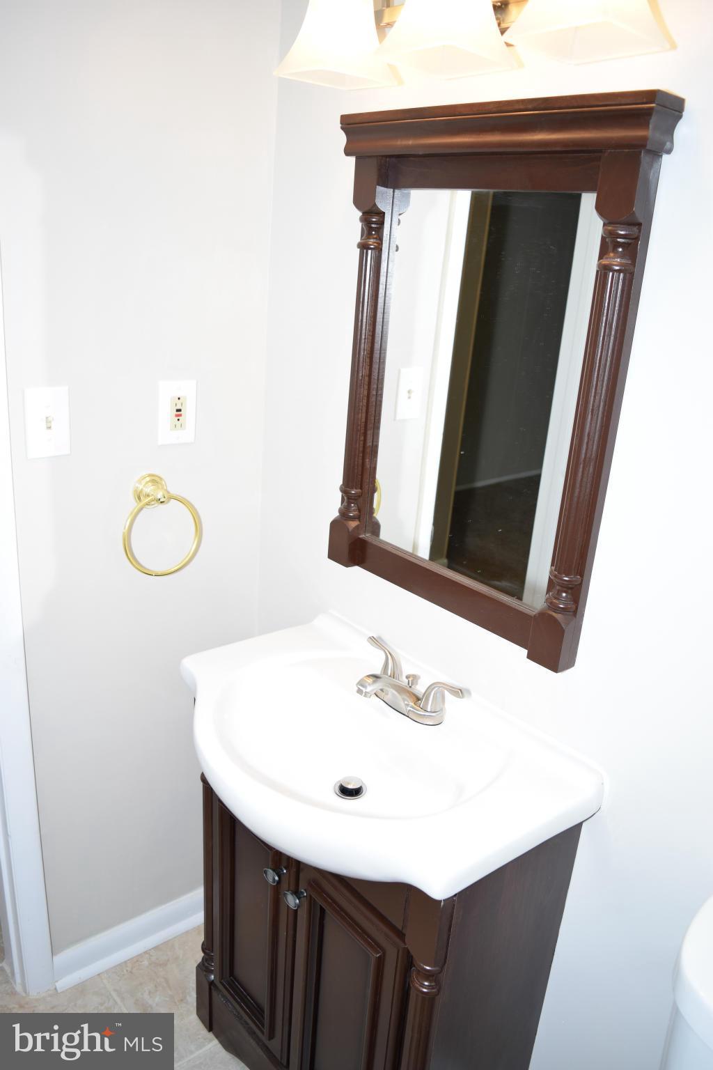 SURREY SQUARE - Residential