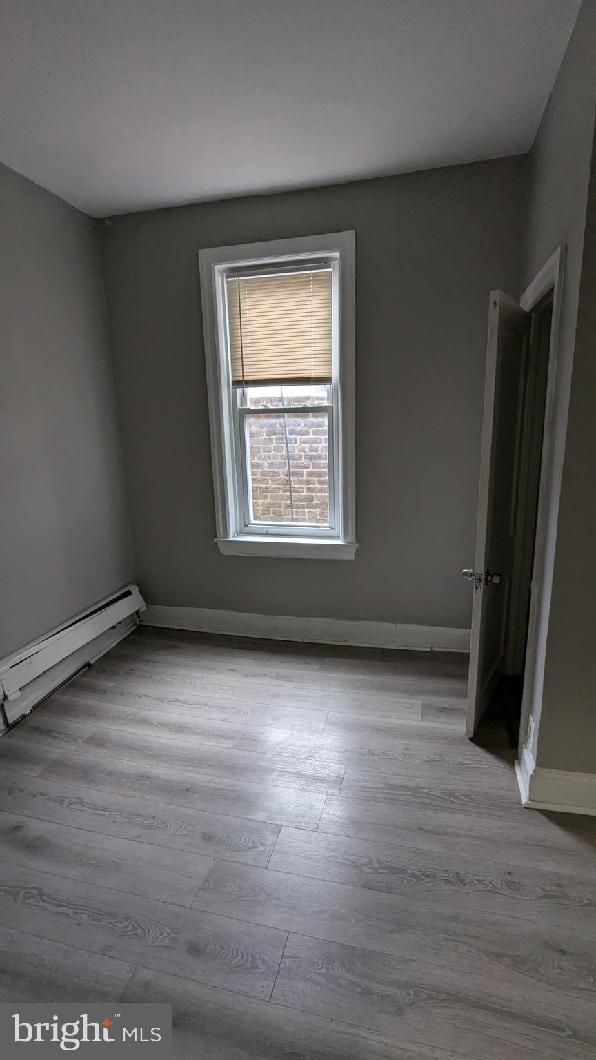 KENSINGTON - Residential Income