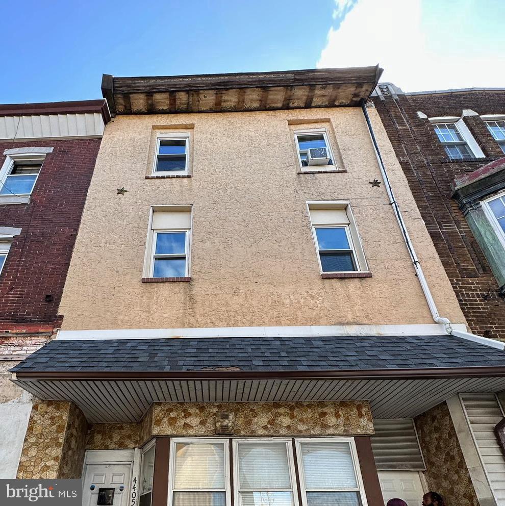 KENSINGTON - Residential Income