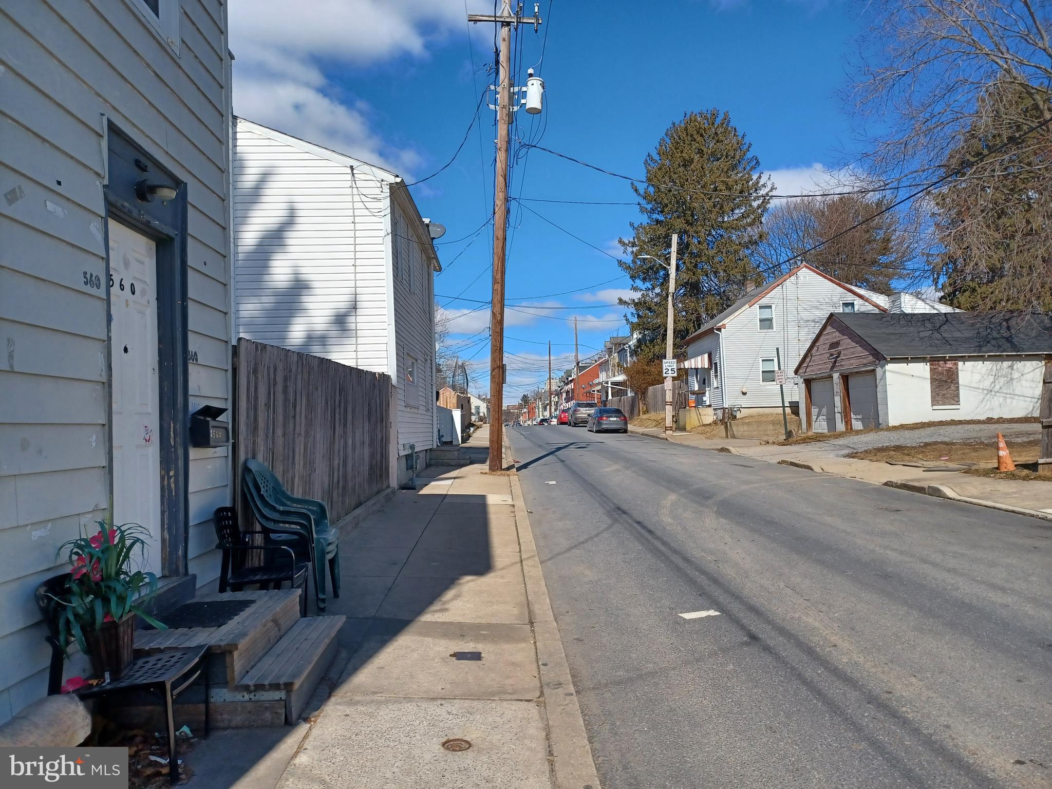 LANCASTER - Residential