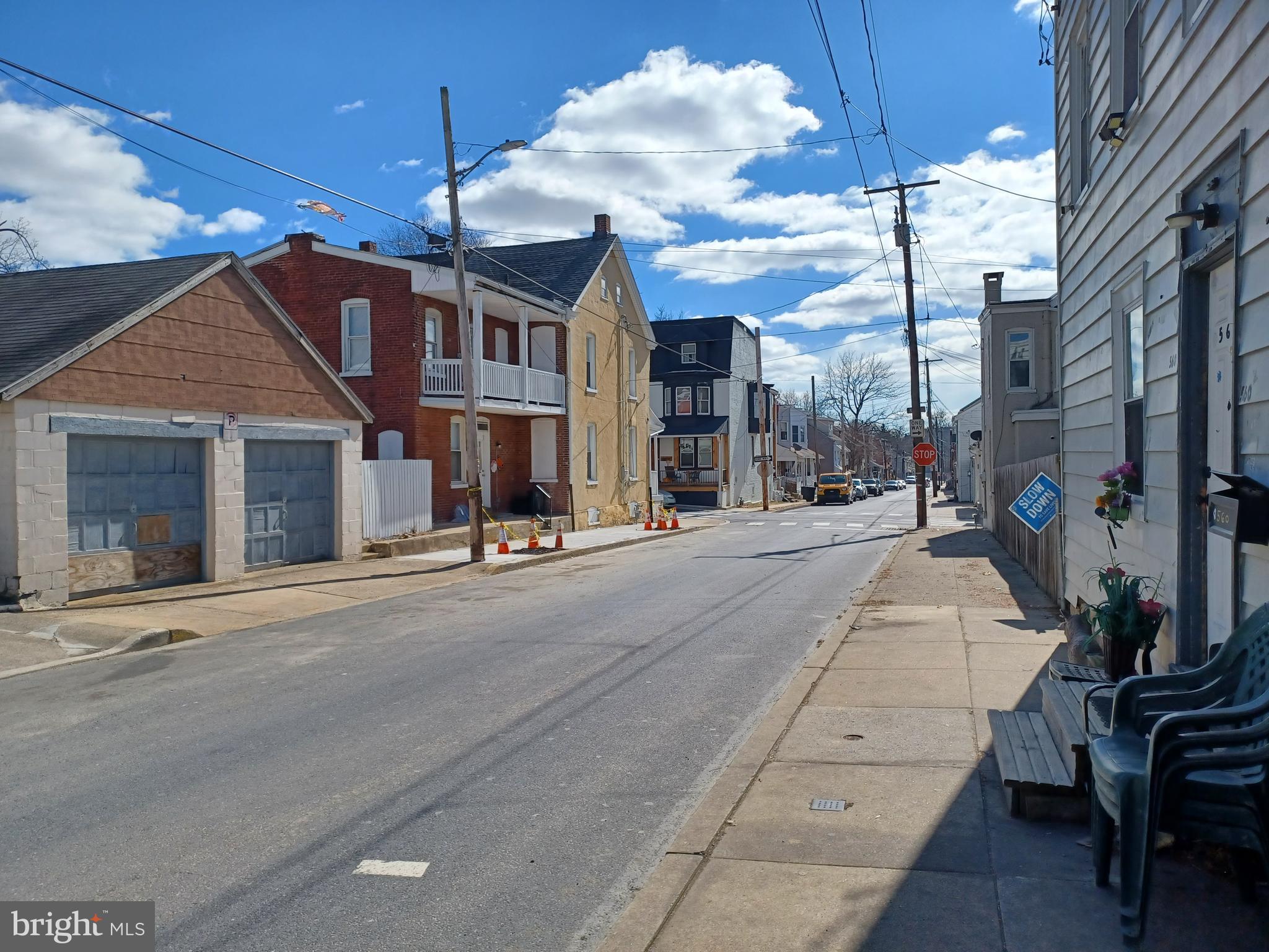 LANCASTER - Residential