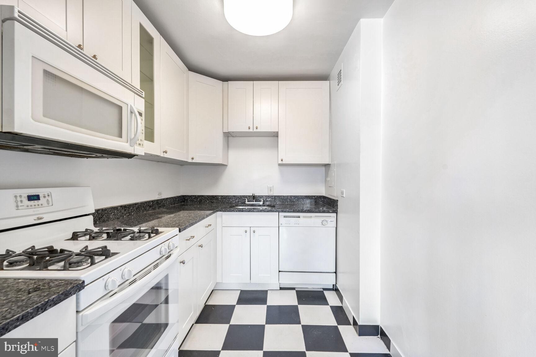 3000 SPOUT RUN PARKWAY B507