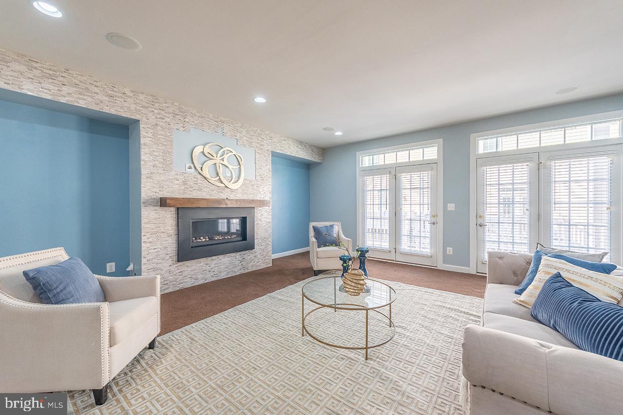 ARCOLA - Residential