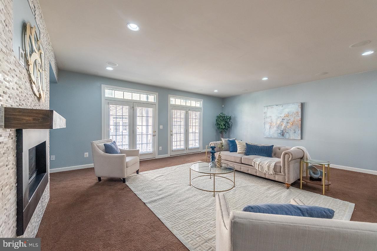 ARCOLA - Residential