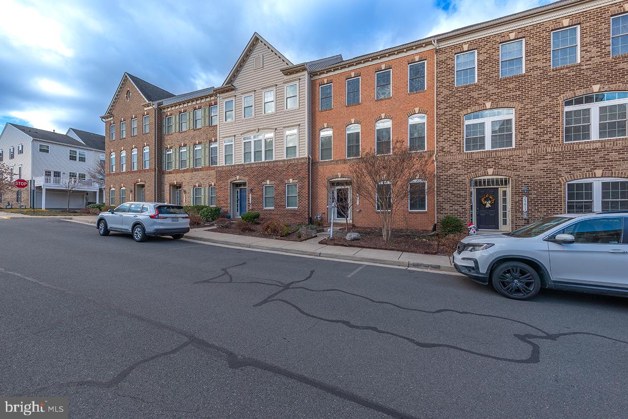 24615 JENKINS LEAF TERRACE