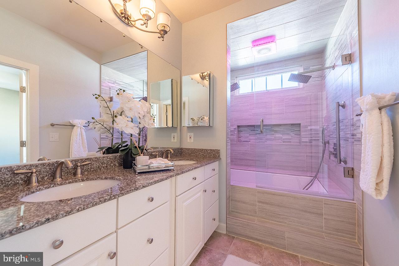 ARCOLA - Residential