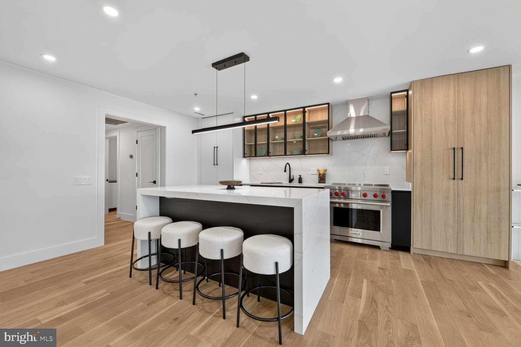 1401 N OAK STREET 903