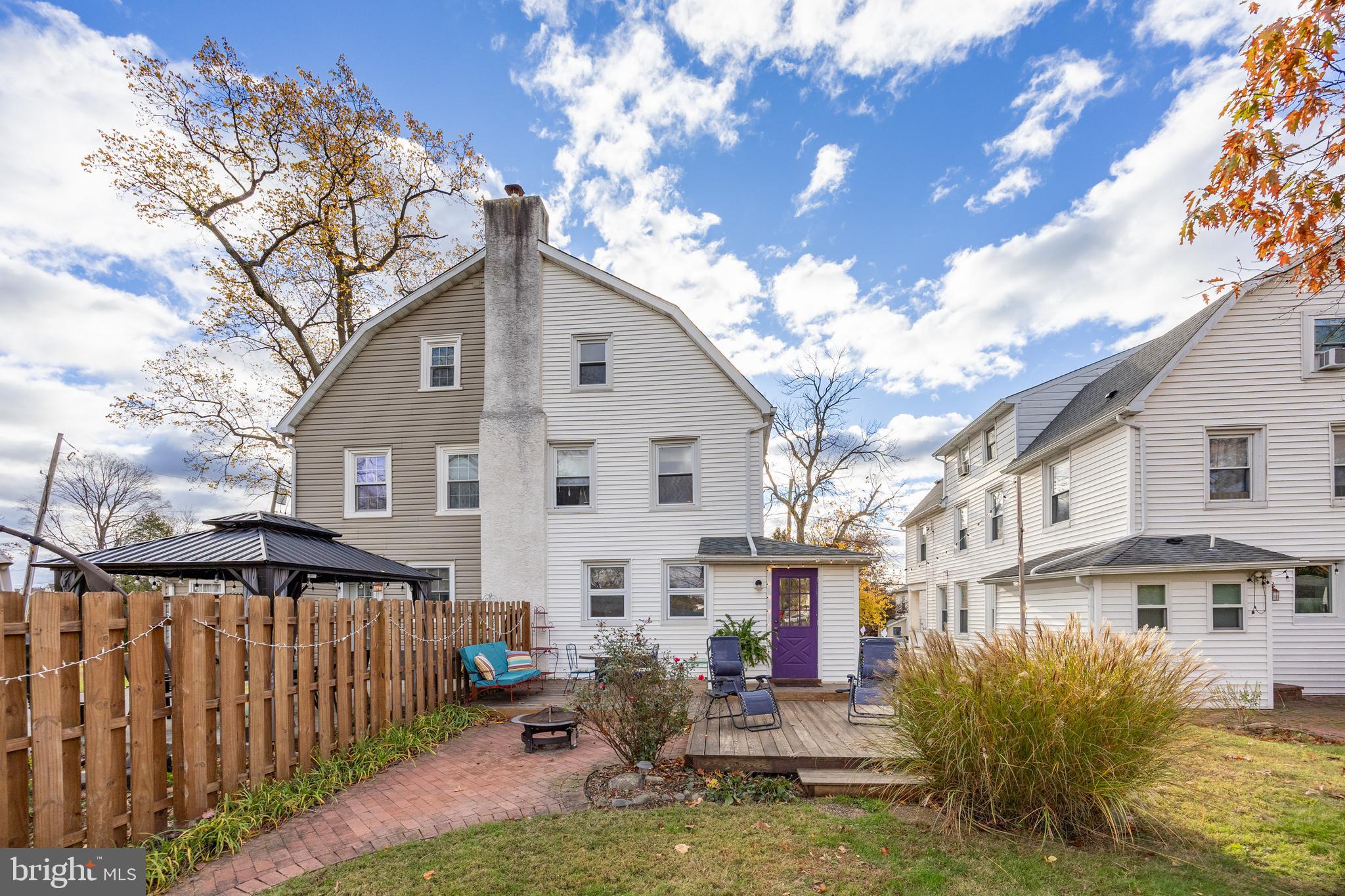 GLENWOOD PARK VILL - Residential