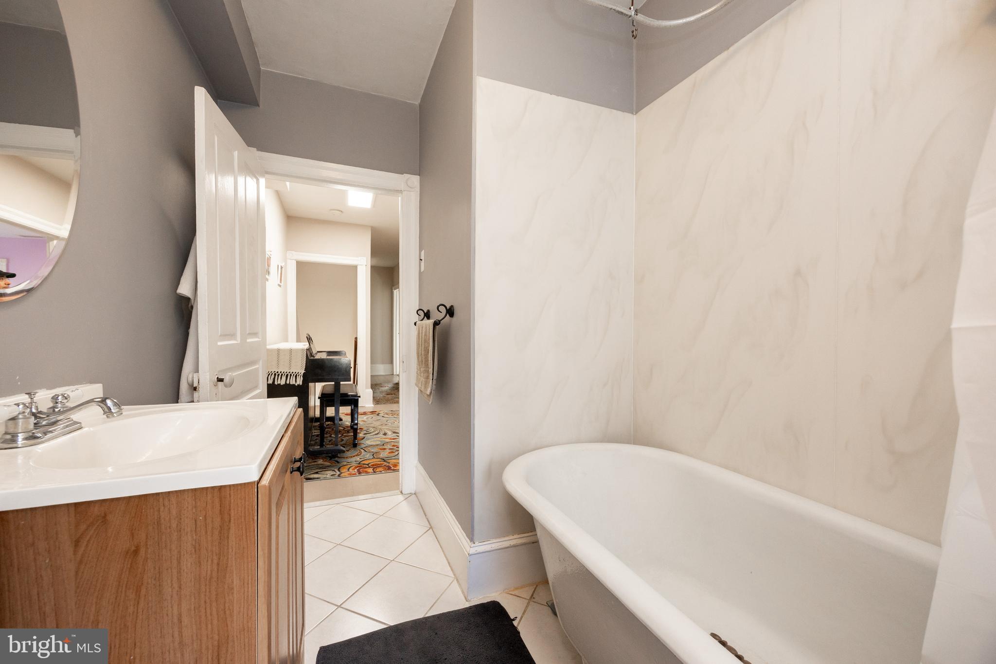 GLENWOOD PARK VILL - Residential