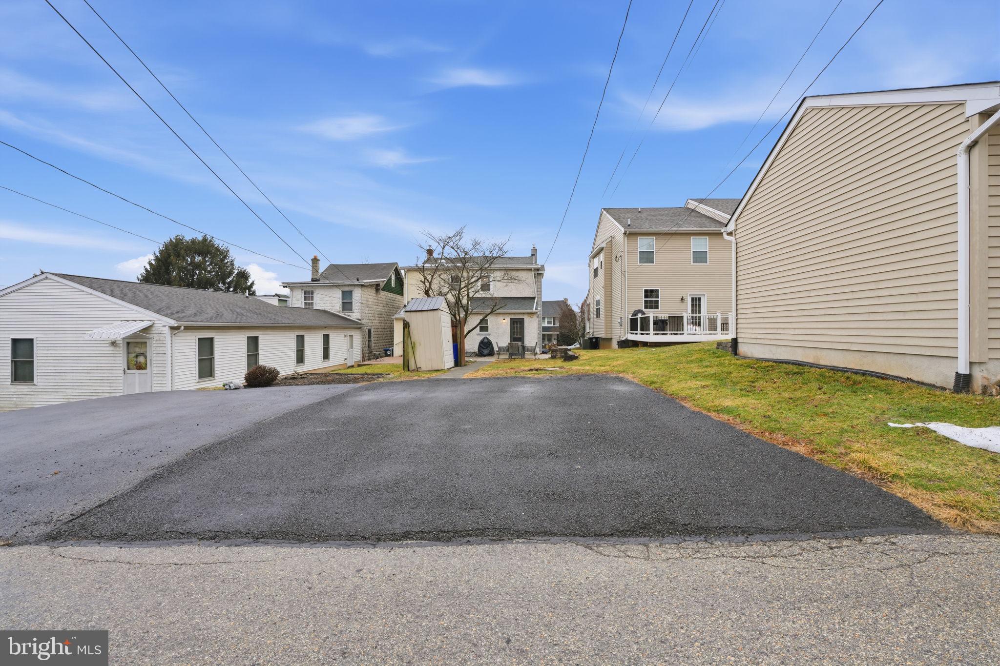 CONSHOHOCKEN - Residential