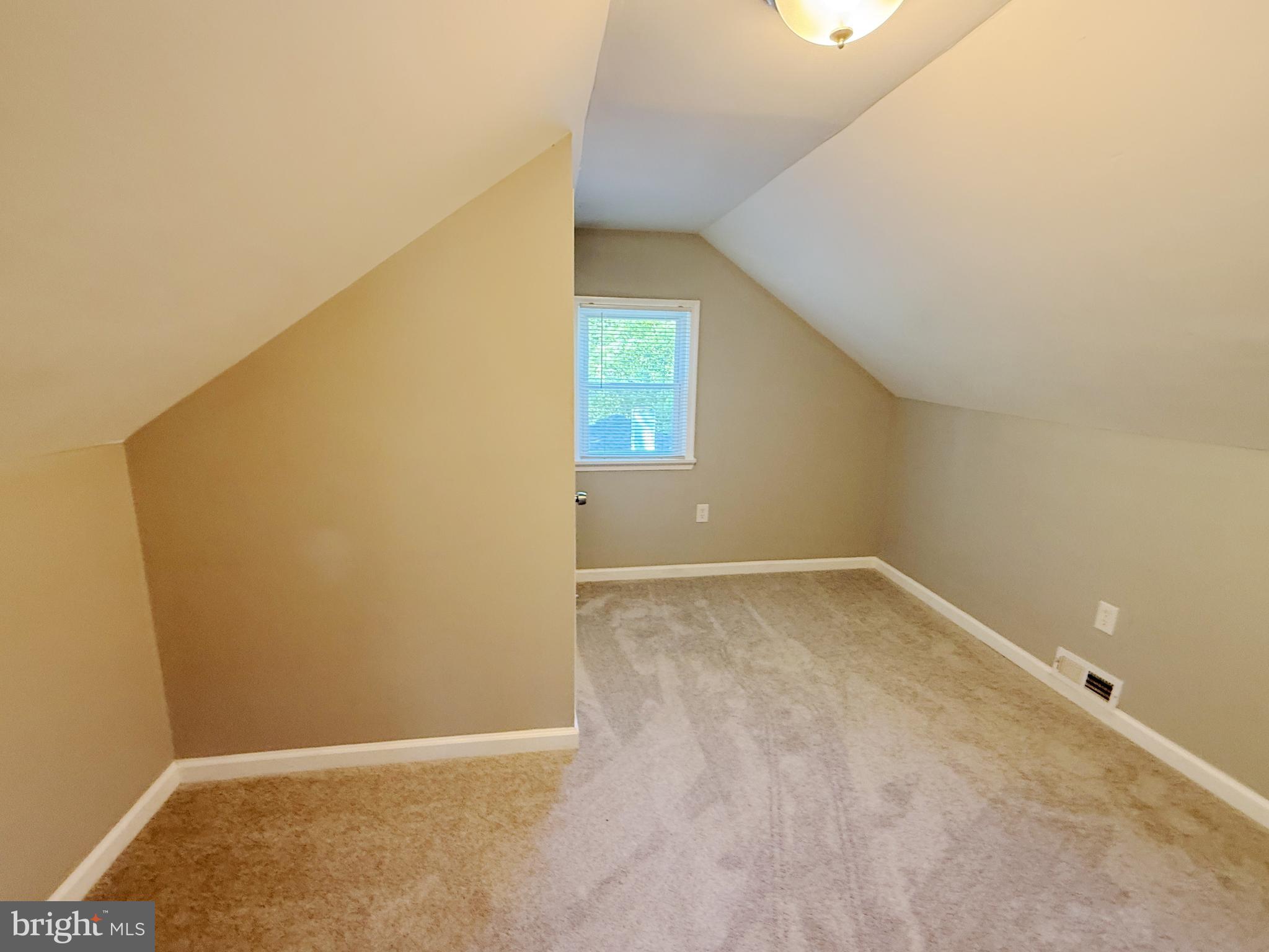 ABERDEEN HILLS - Residential
