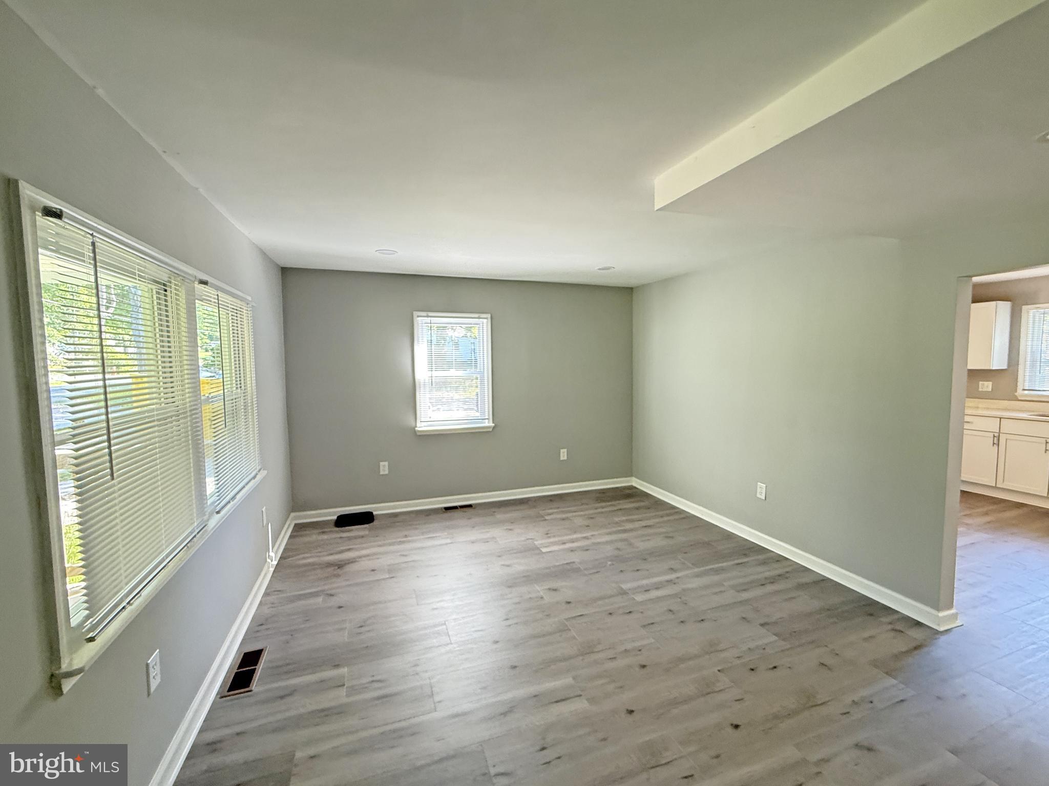 ABERDEEN HILLS - Residential