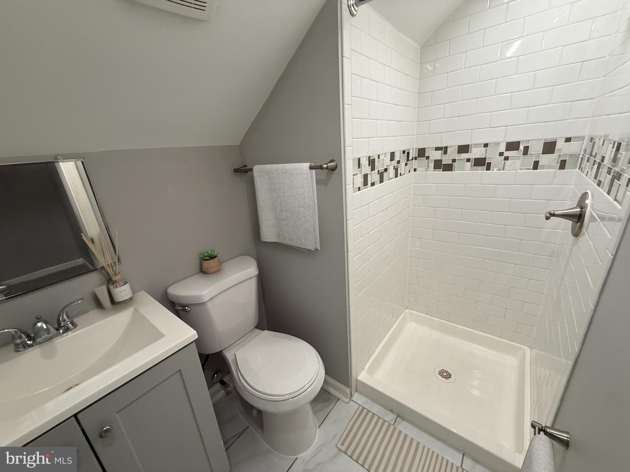 ABERDEEN HILLS - Residential