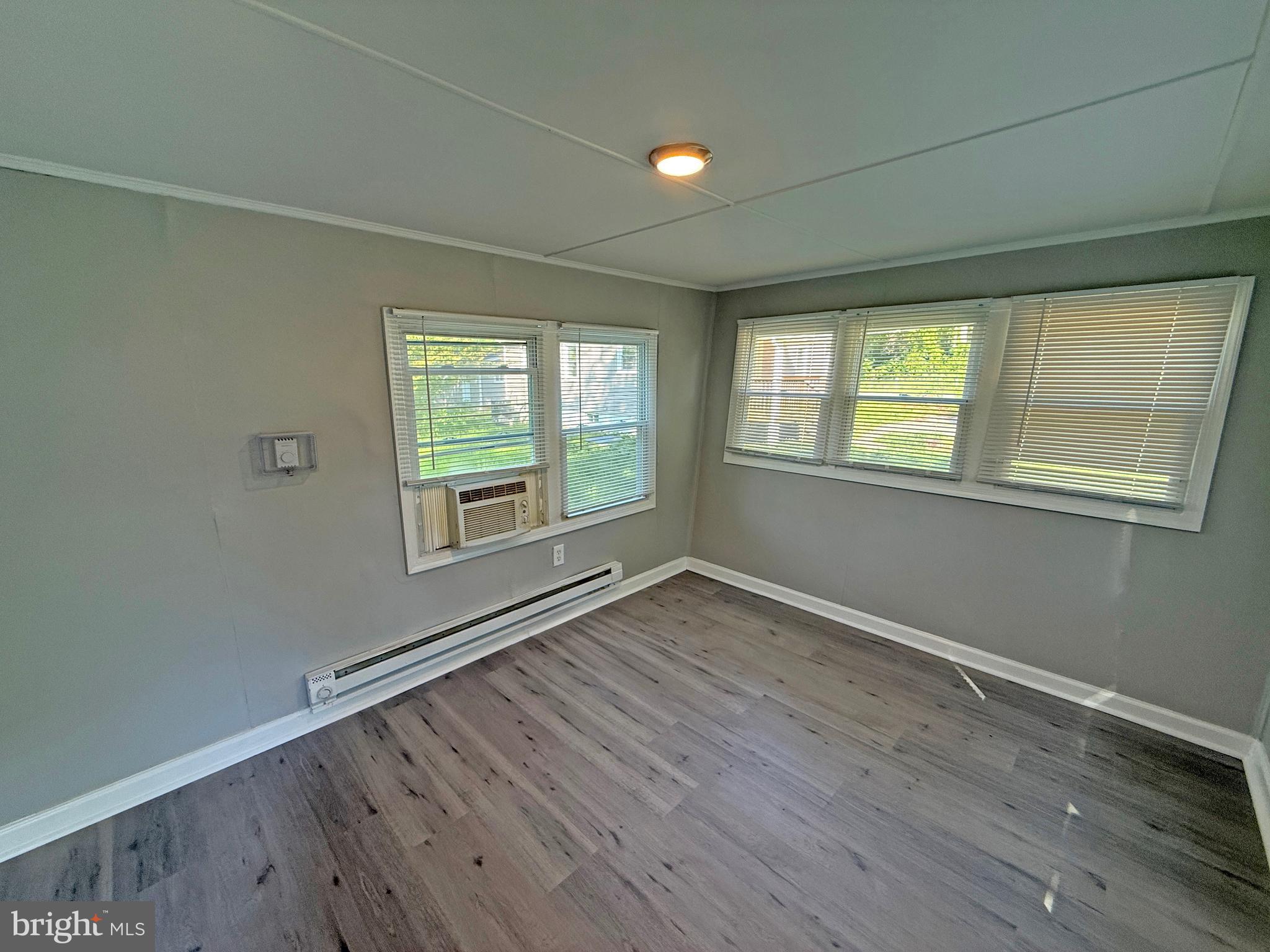 ABERDEEN HILLS - Residential
