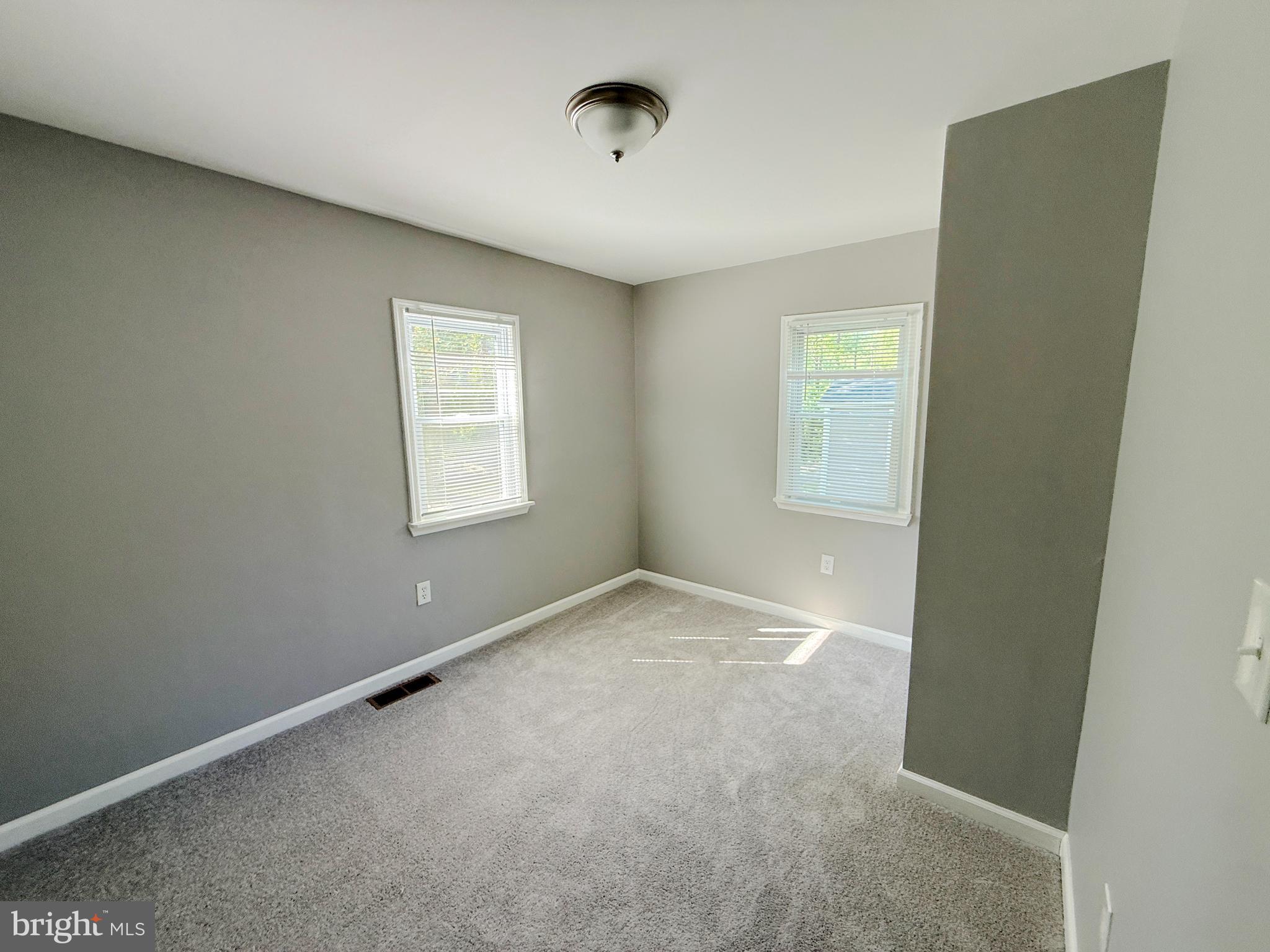 ABERDEEN HILLS - Residential