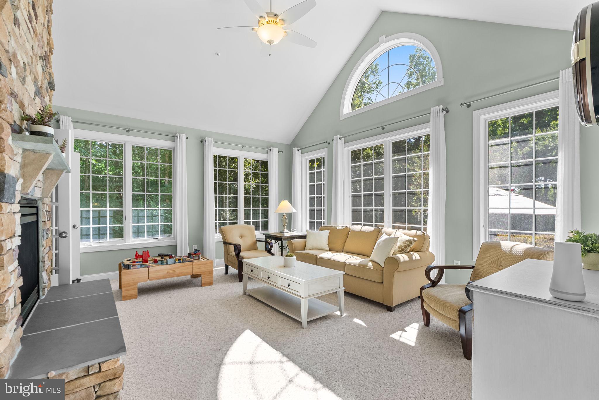 4912 RIPPLEMEAD COURT