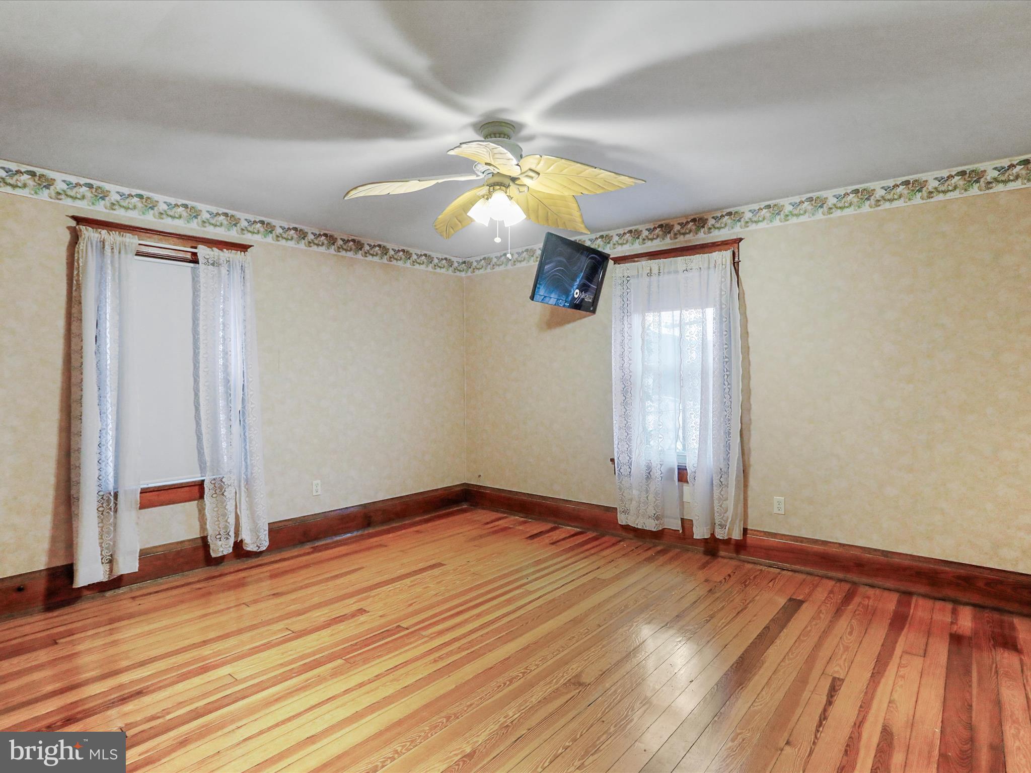 WEST END - Residential