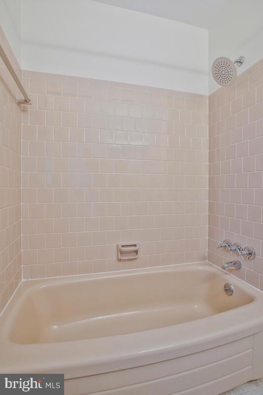 SPRINGLAKE - Residential