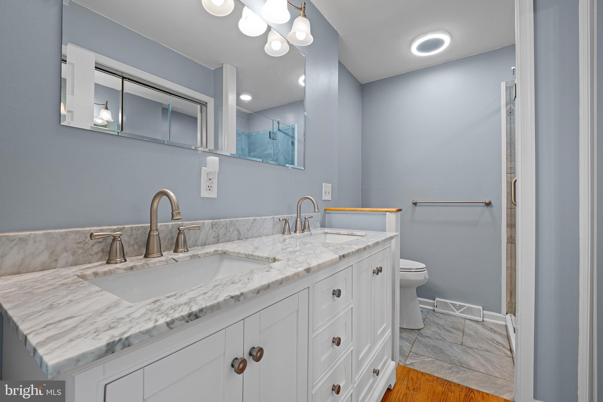 CHESAPEAKE ISLE - Residential