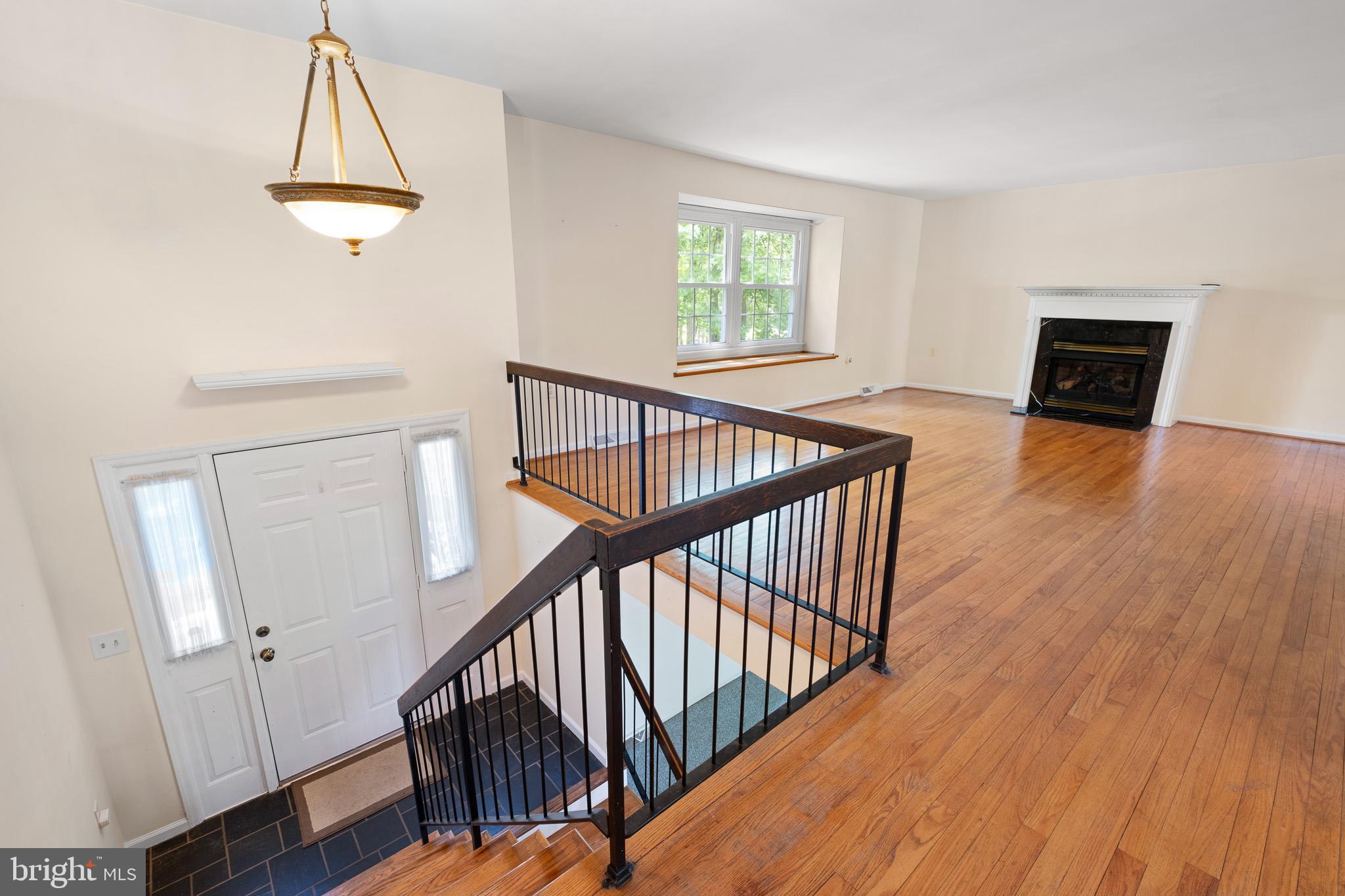 CHESAPEAKE ISLE - Residential