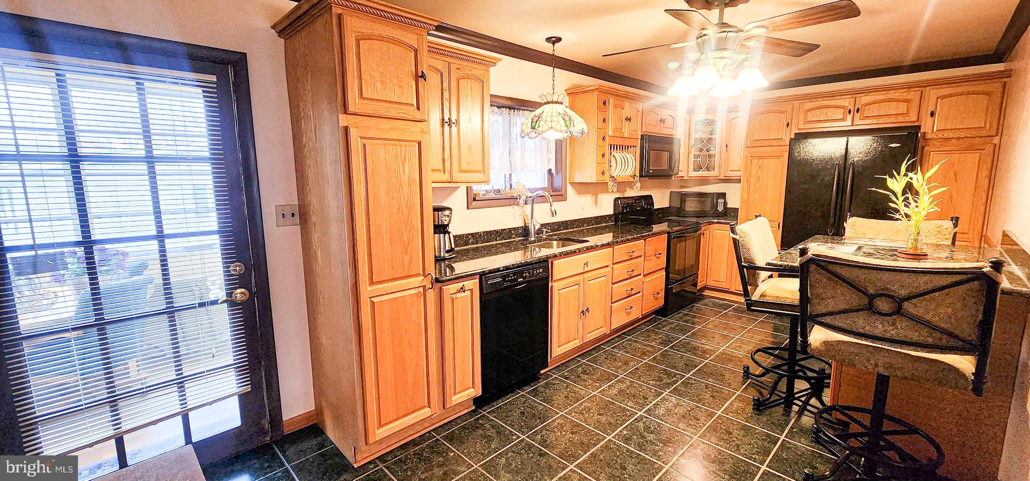 CEDAR CREEK - Residential