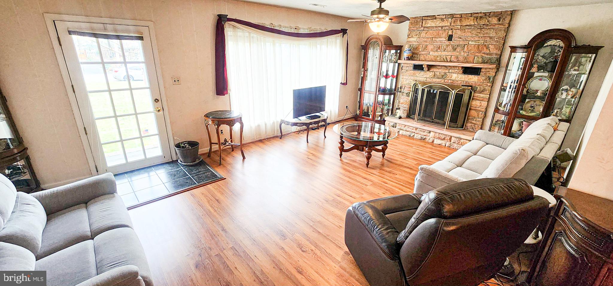 CEDAR CREEK - Residential