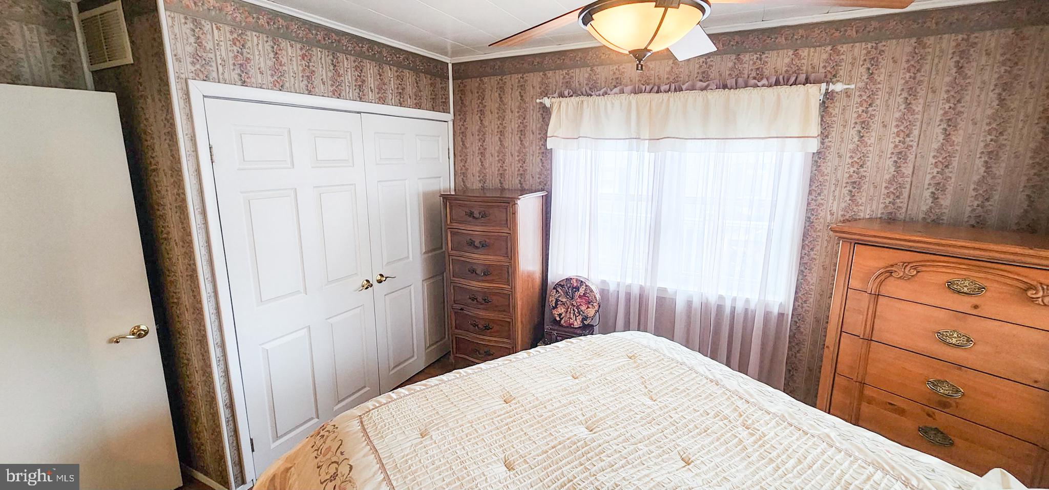 CEDAR CREEK - Residential