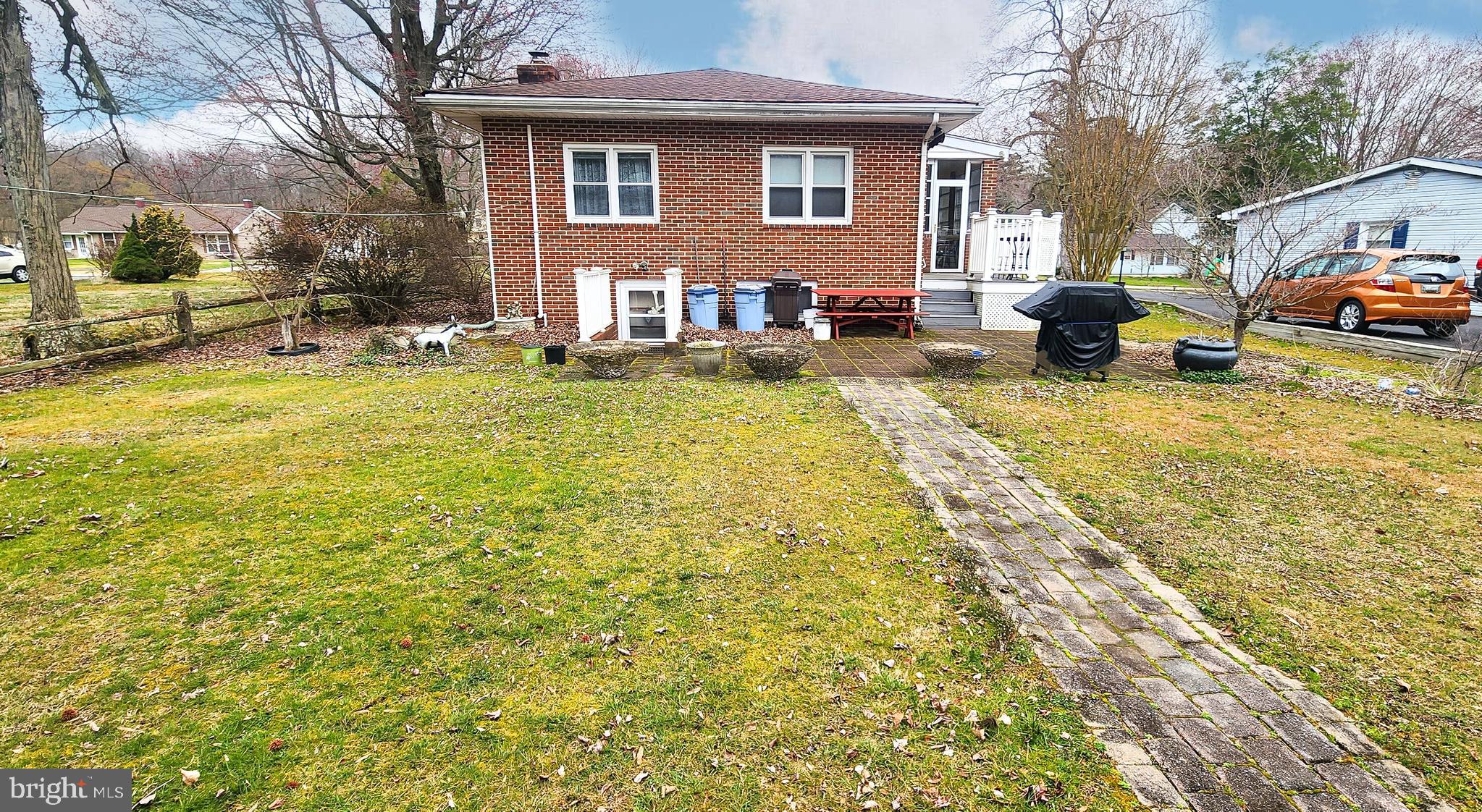 CEDAR CREEK - Residential