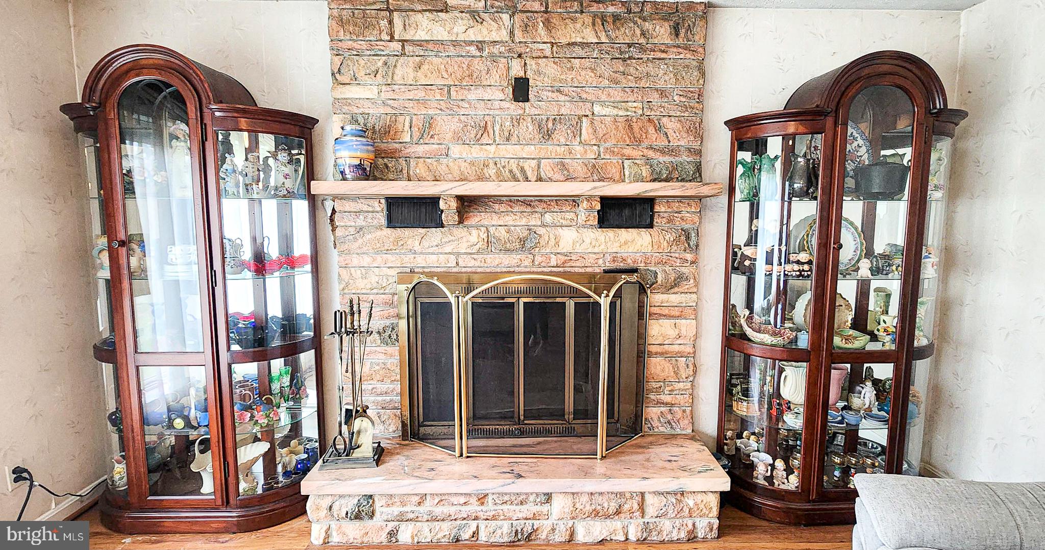 CEDAR CREEK - Residential