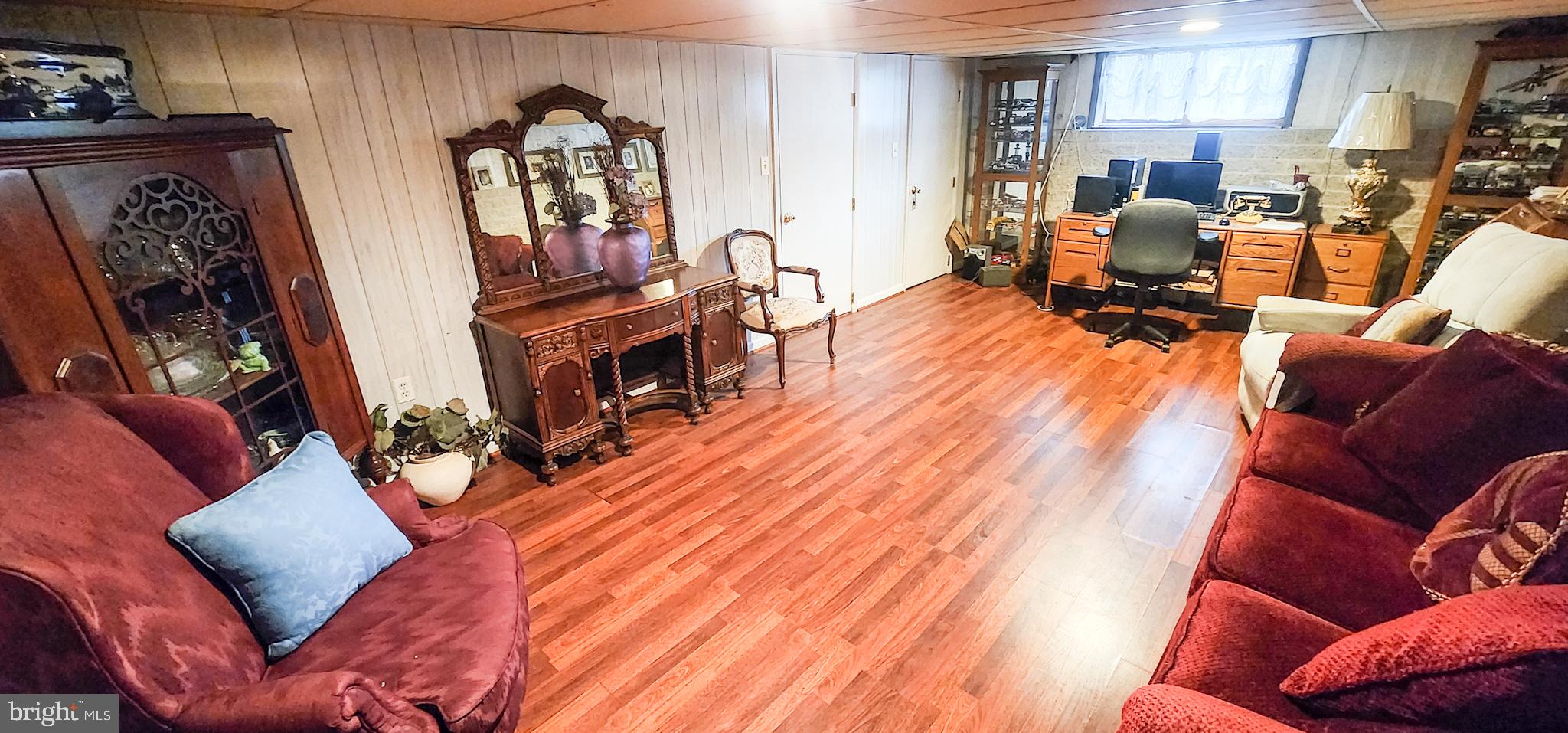 CEDAR CREEK - Residential