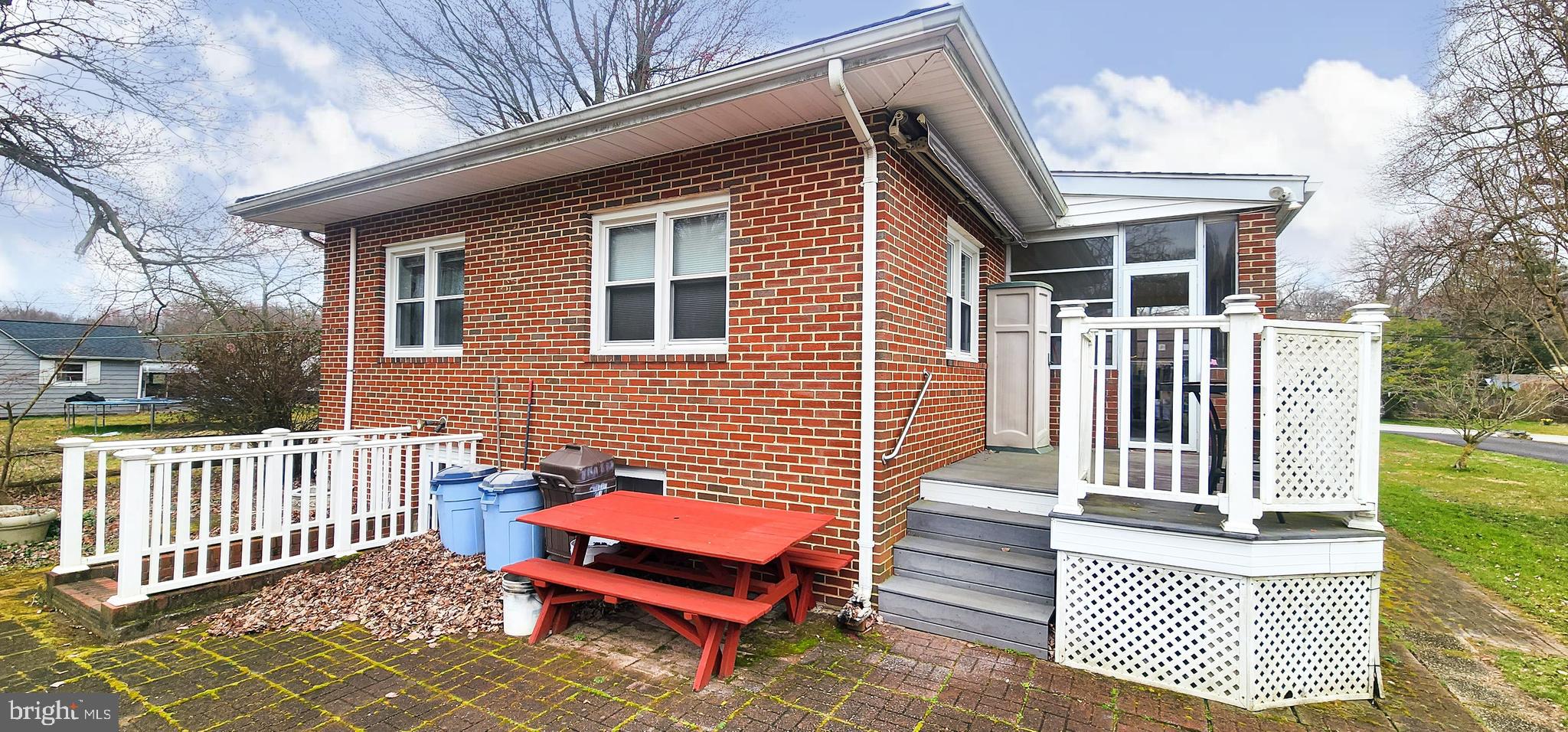 CEDAR CREEK - Residential