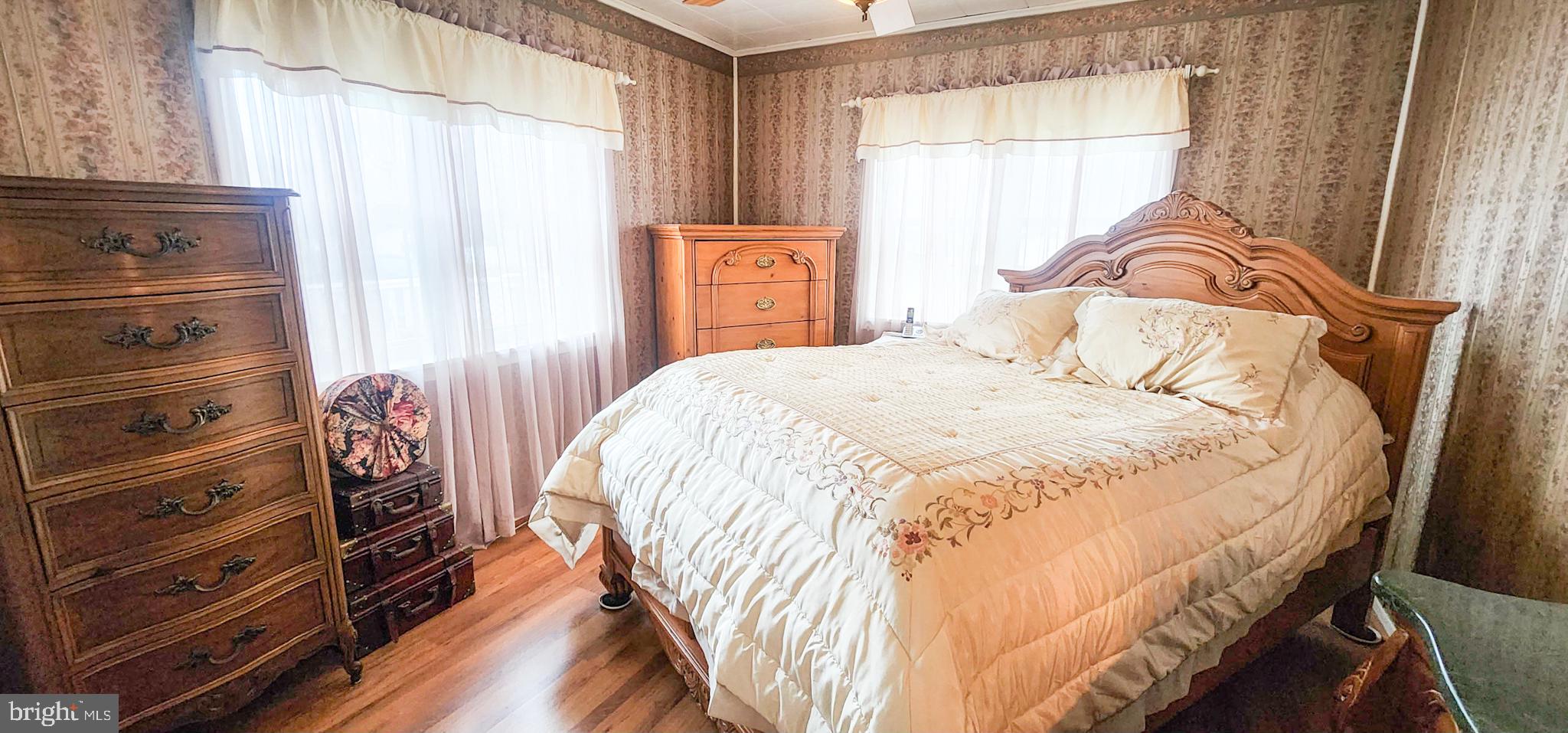 CEDAR CREEK - Residential