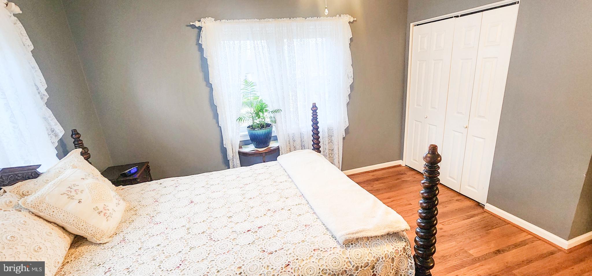 CEDAR CREEK - Residential