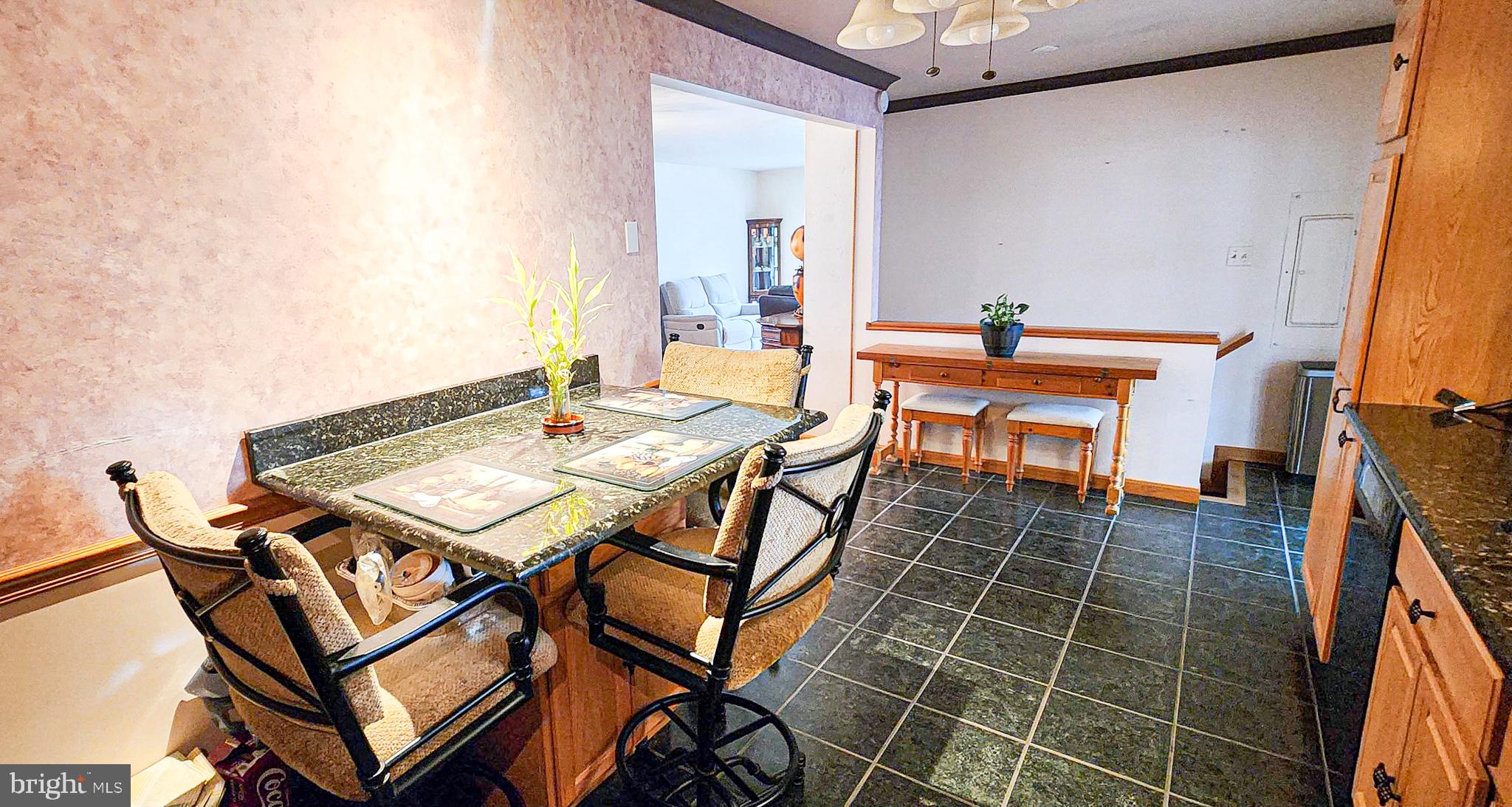 CEDAR CREEK - Residential