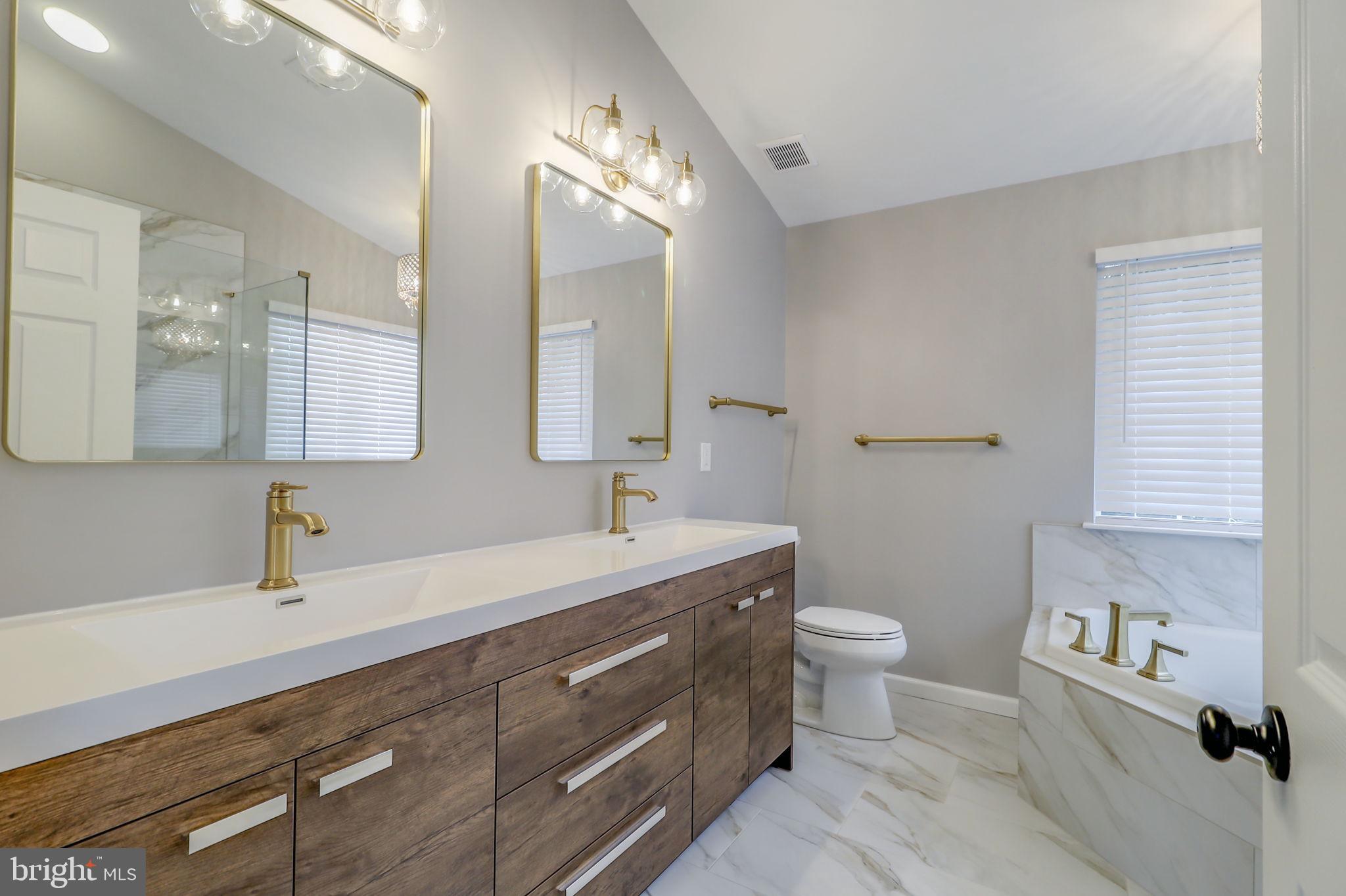 HERITAGE GLEN - Residential Lease