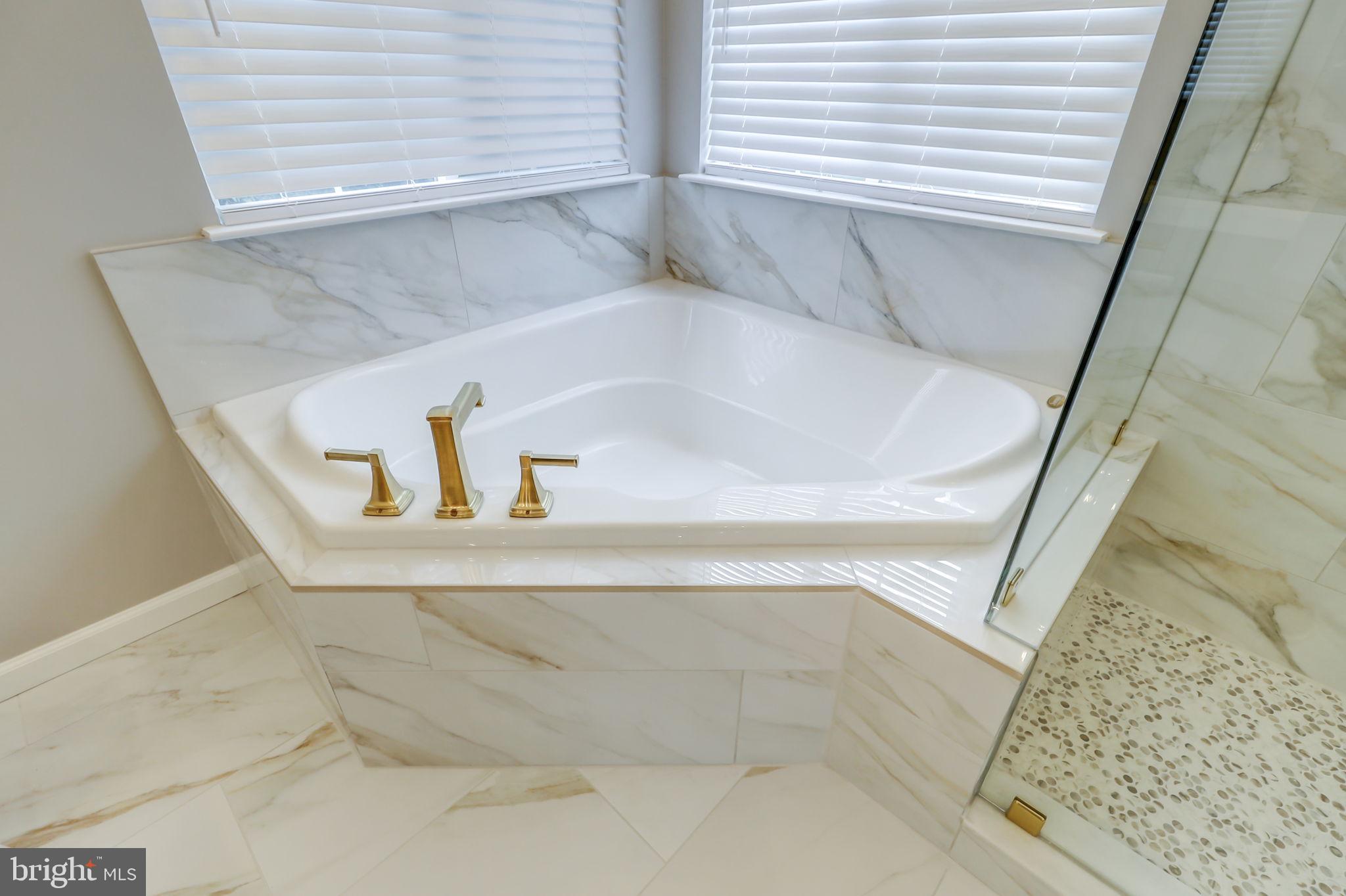 HERITAGE GLEN - Residential Lease