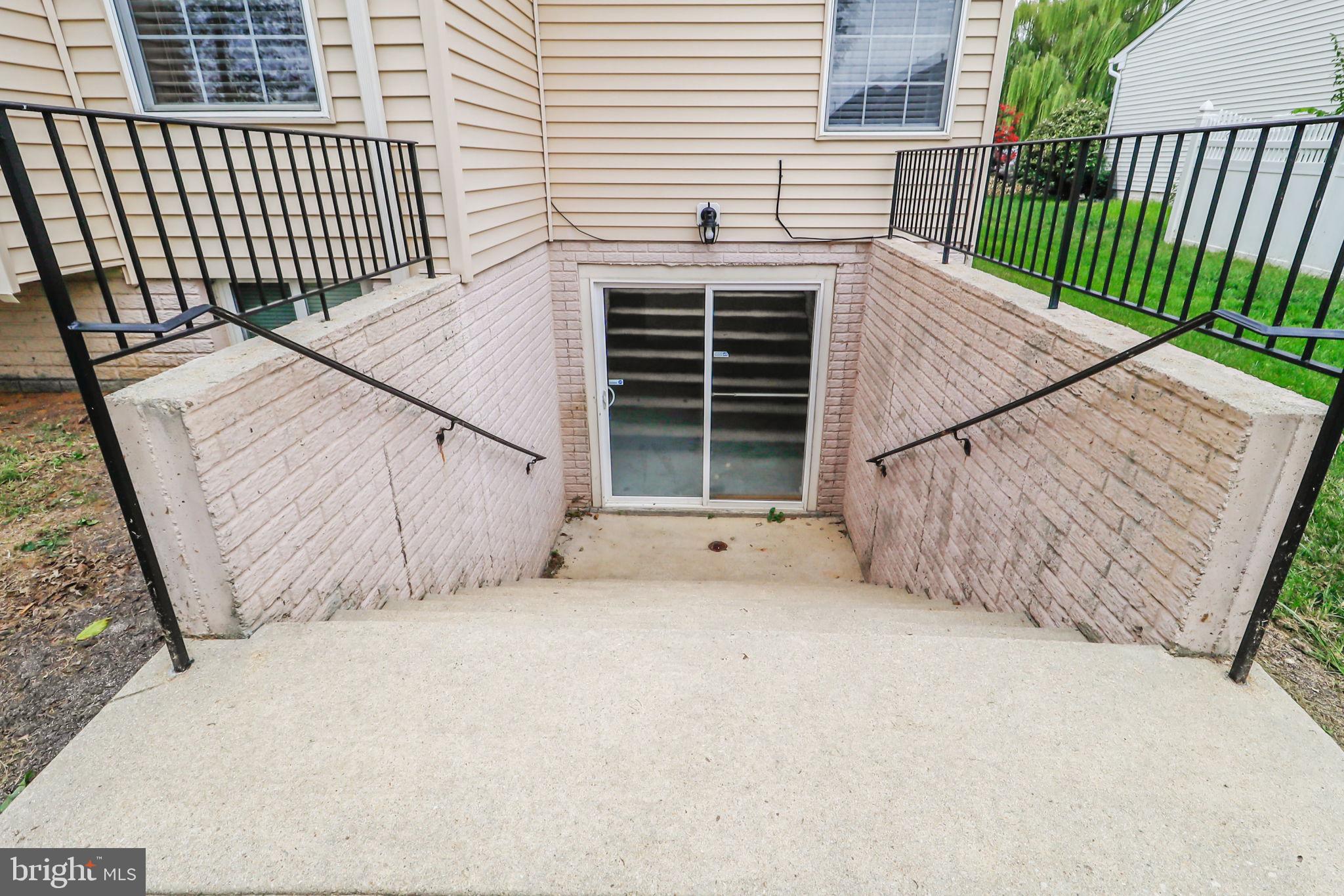 HERITAGE GLEN - Residential Lease