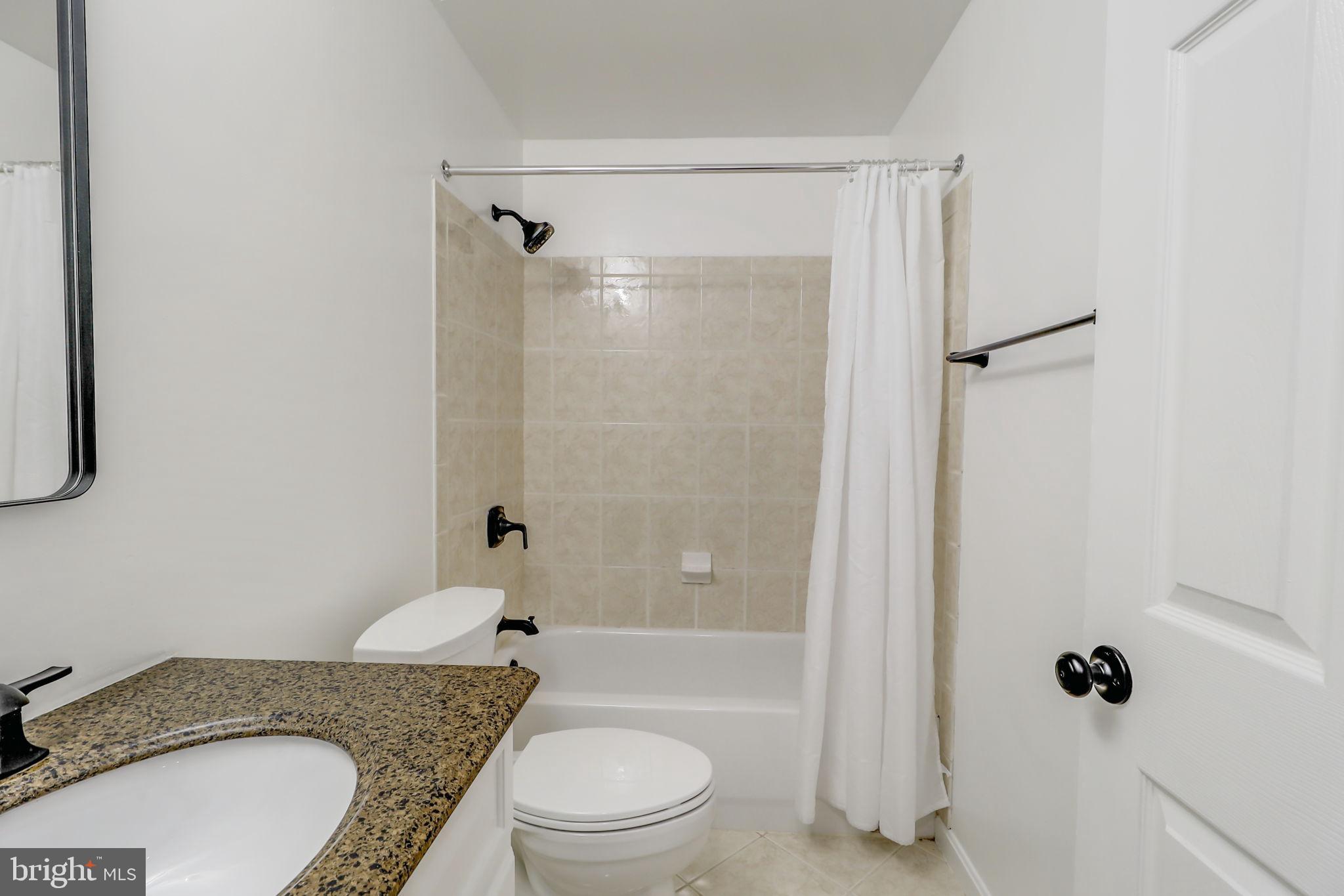 HERITAGE GLEN - Residential Lease