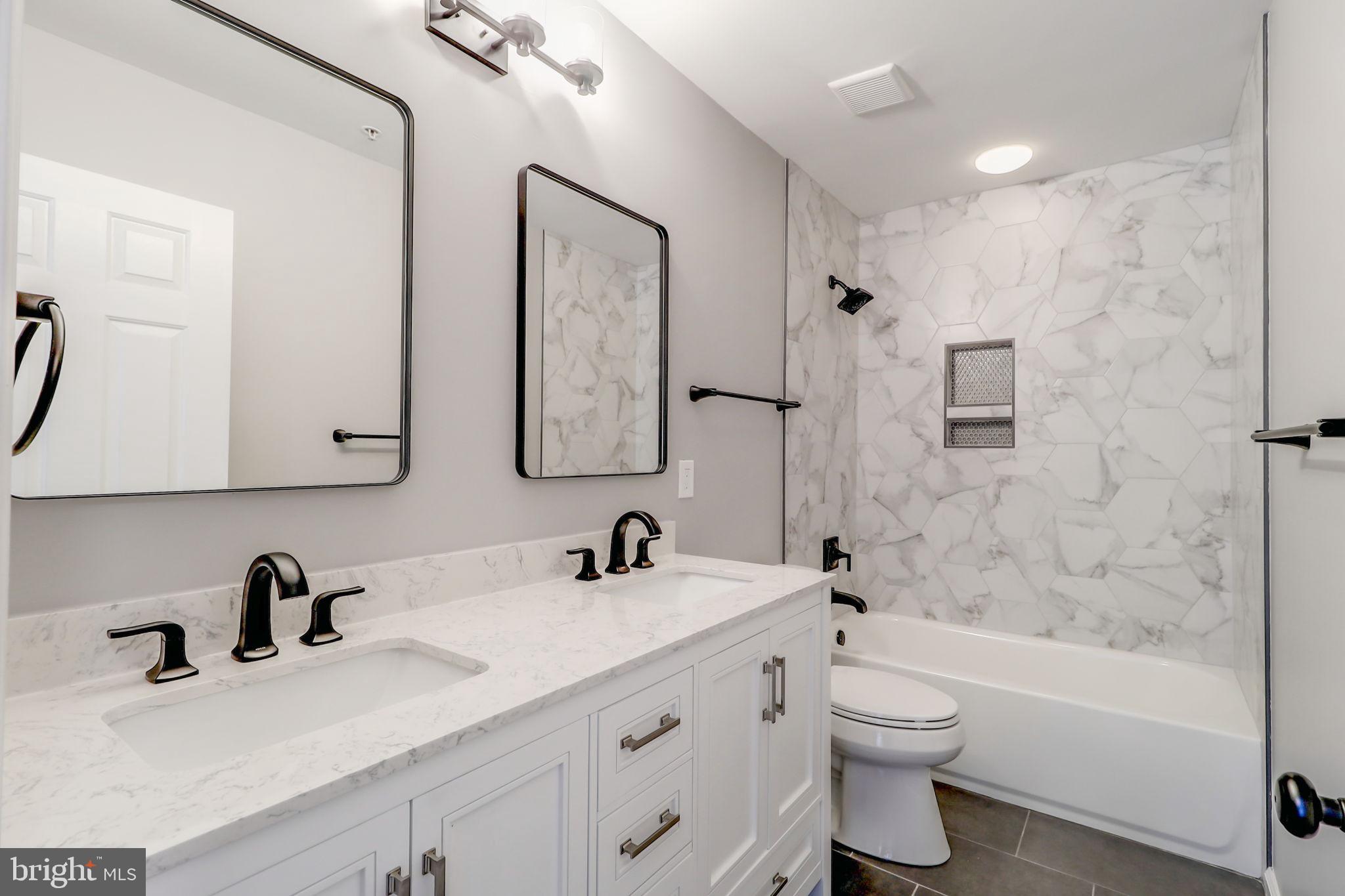 HERITAGE GLEN - Residential Lease