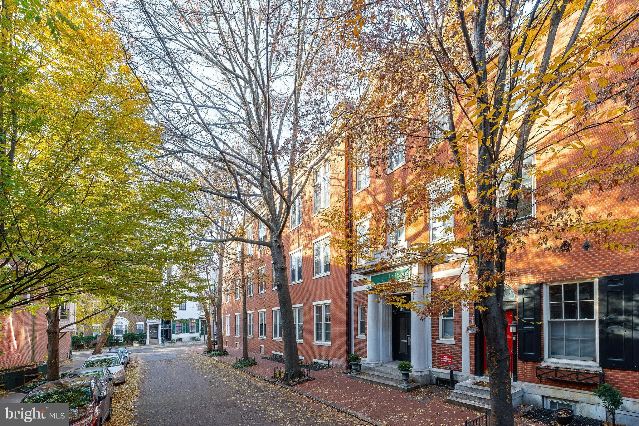 Philadelphia, Pennsylvania 19107, United States, 1 Bedroom Bedrooms, ,1 BathroomBathrooms,Residential,Contingent,251613