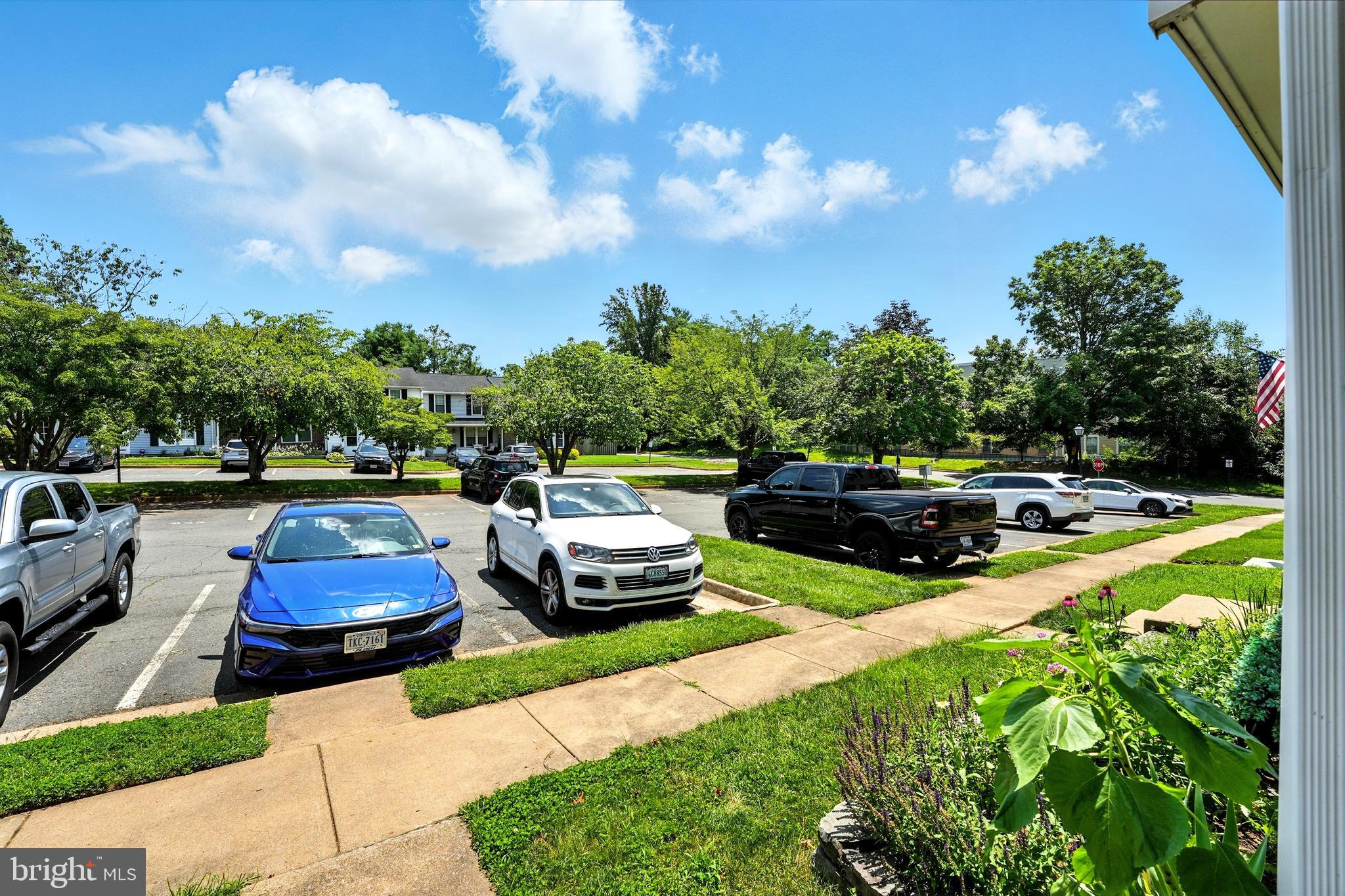 TOWNS OF OAK SPRINGS - Residential