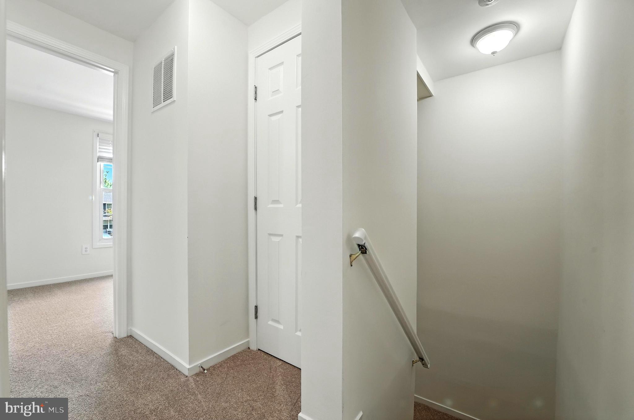 TOWNS OF OAK SPRINGS - Residential