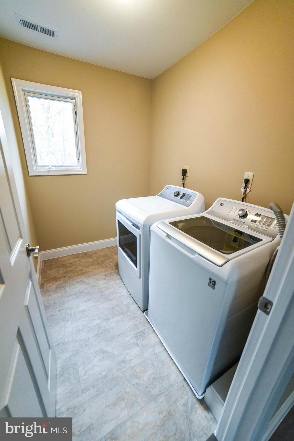 DRUM POINT - Residential