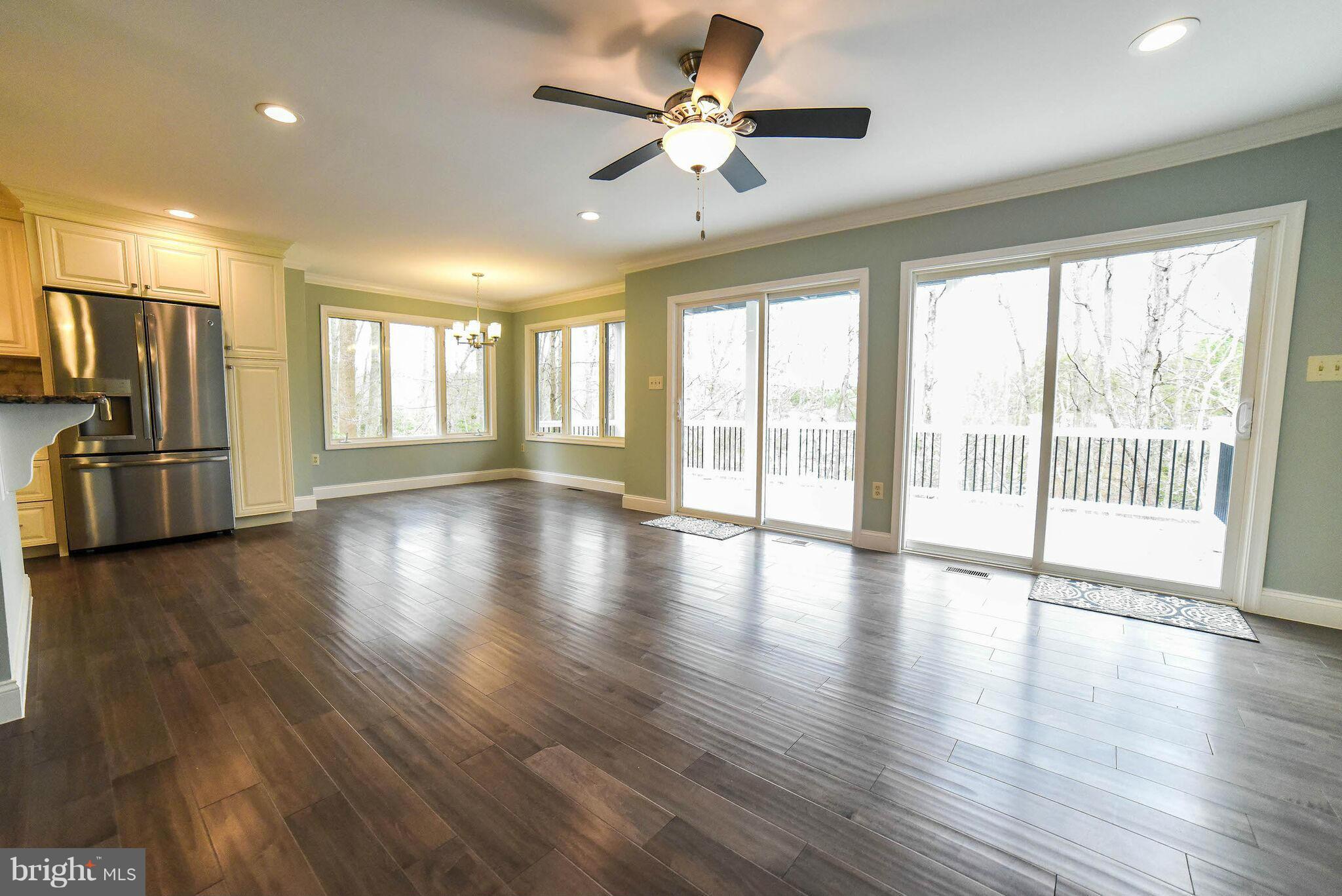 DRUM POINT - Residential