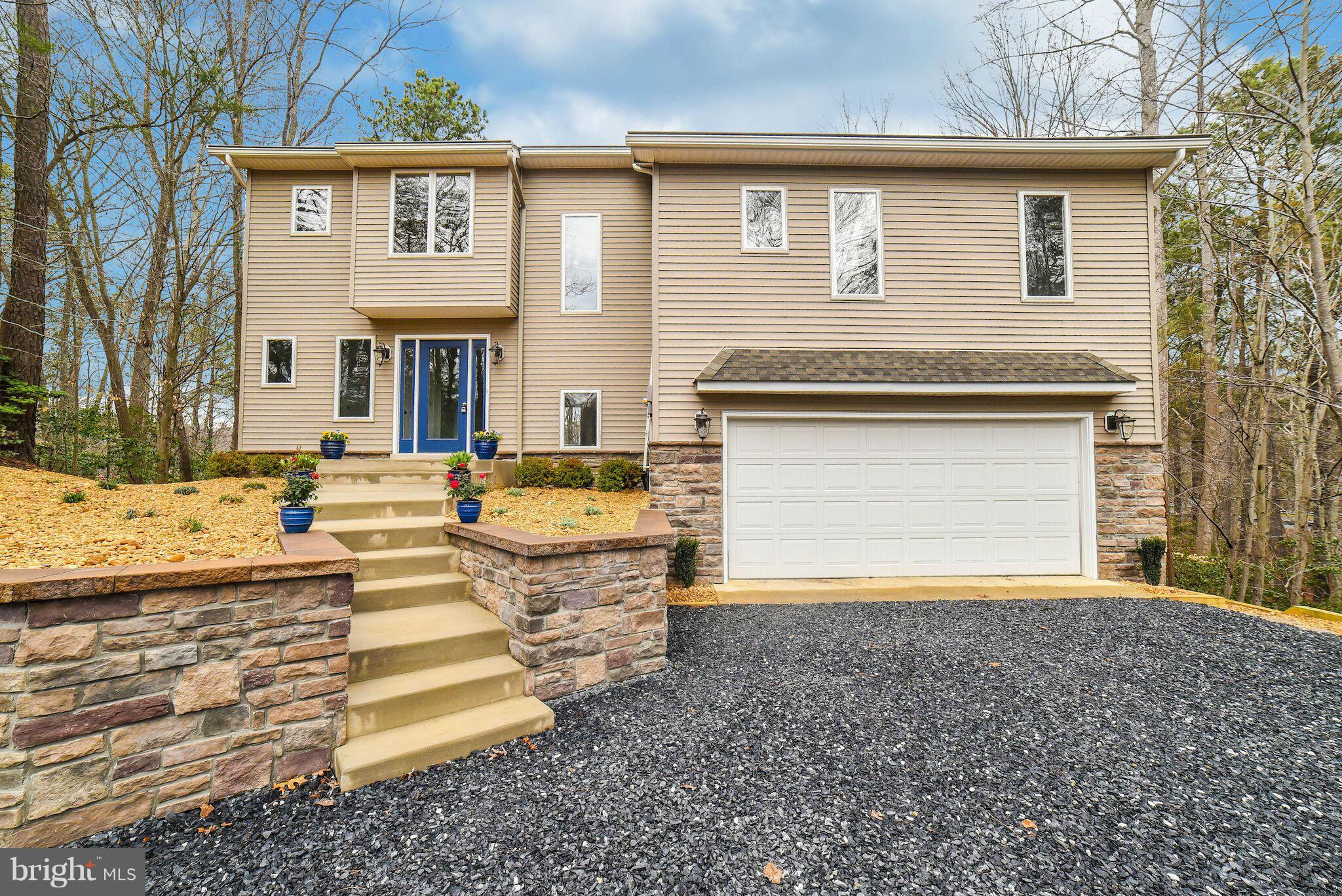 DRUM POINT - Residential