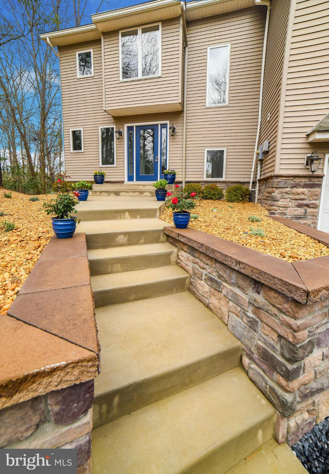 DRUM POINT - Residential