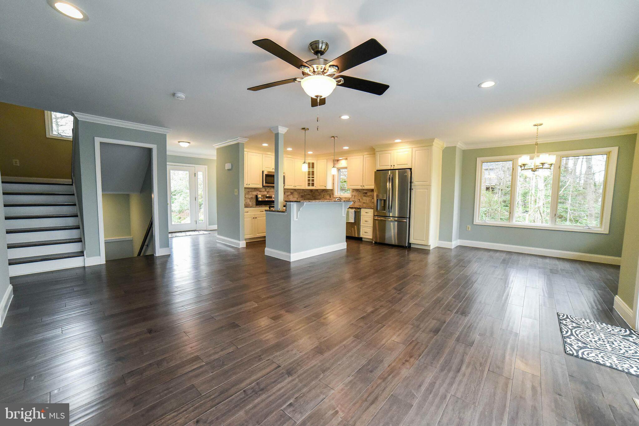 DRUM POINT - Residential