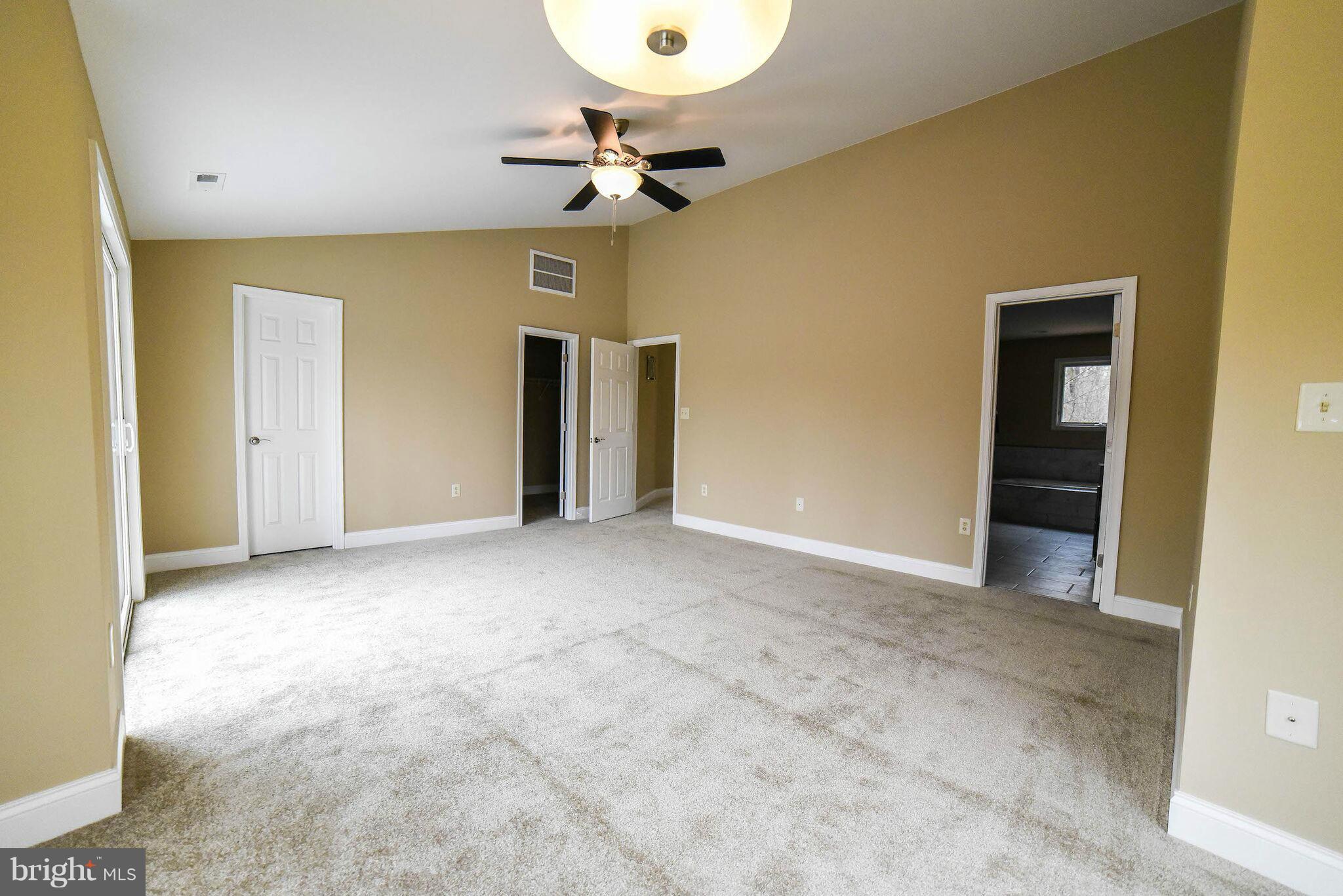 DRUM POINT - Residential