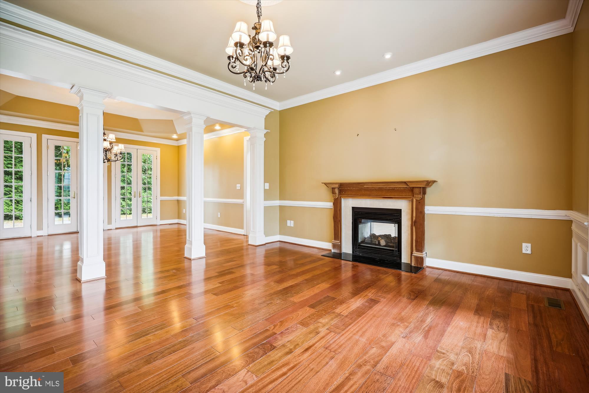 GLEN HILLS - Residential